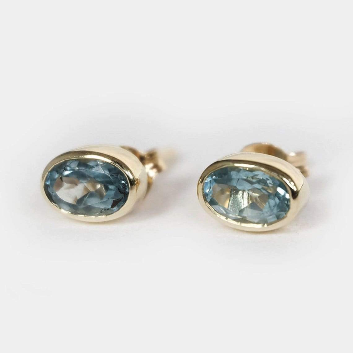 0.39 Carats 14k Solid Gold Aquamarine Earrings - SOVATS