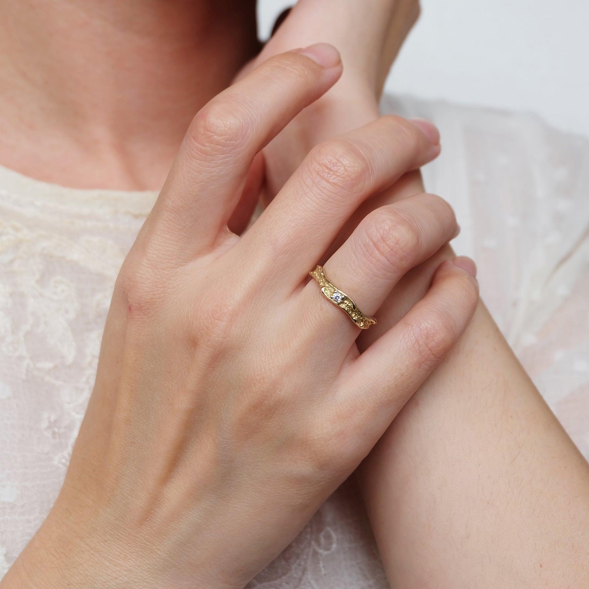 Textured Wedding Ring Set Hiba - SOVATS