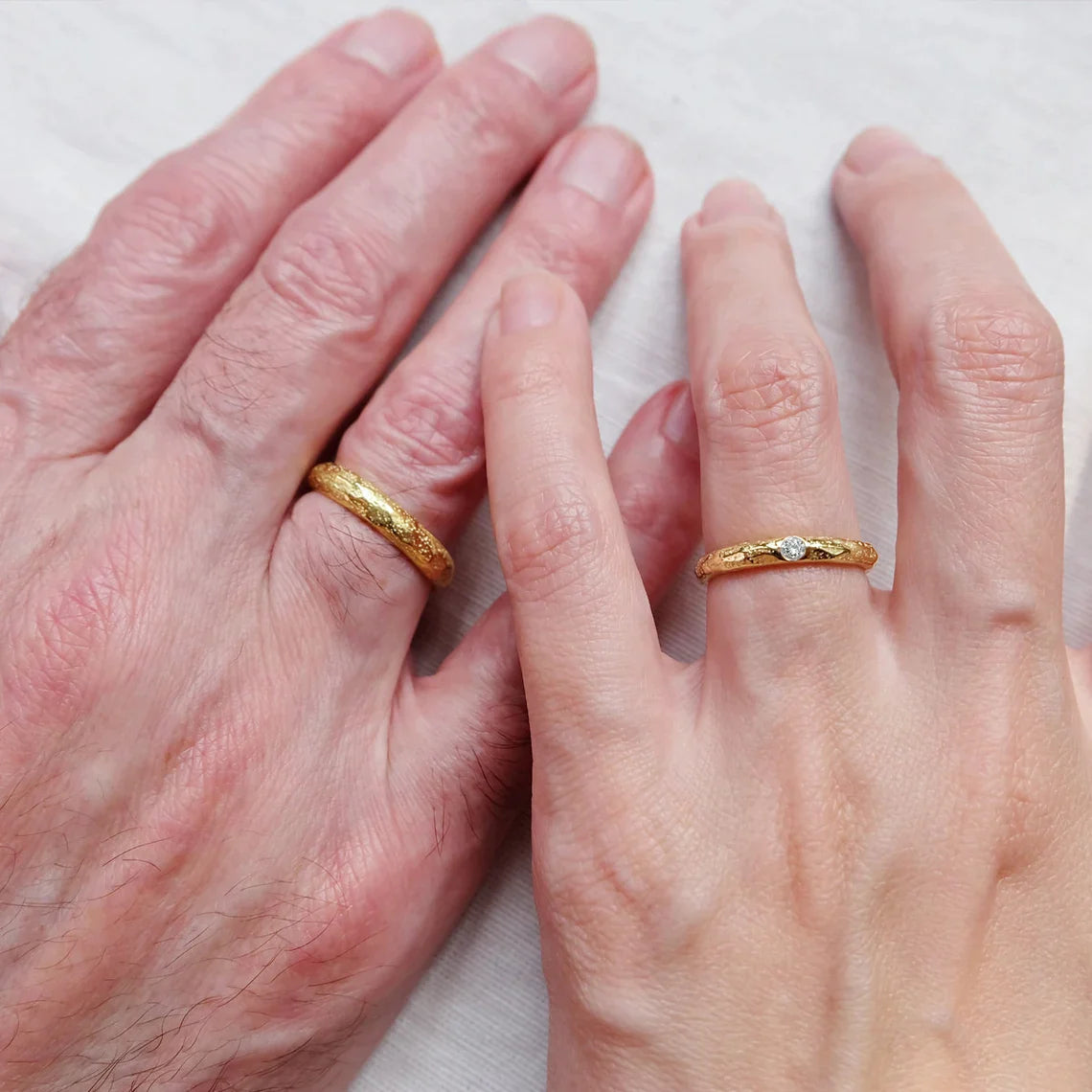 Textured Wedding Ring Set Laura - SOVATS
