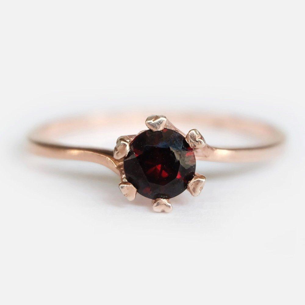 0.70 Carats 14k Solid Rose Gold Garnet Heart Prong Engagement Ring - SOVATS