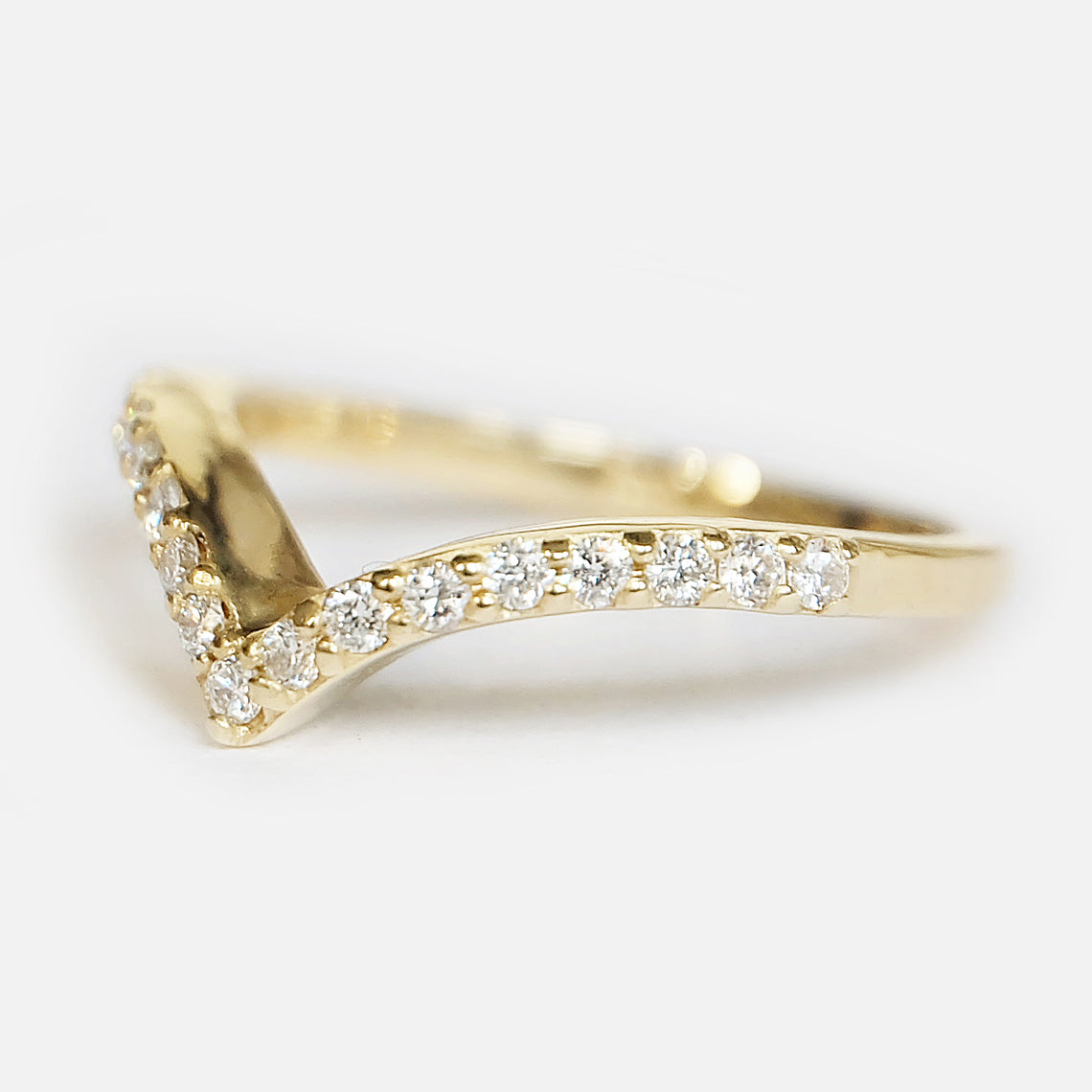 Chevron Diamond Ring Mariola