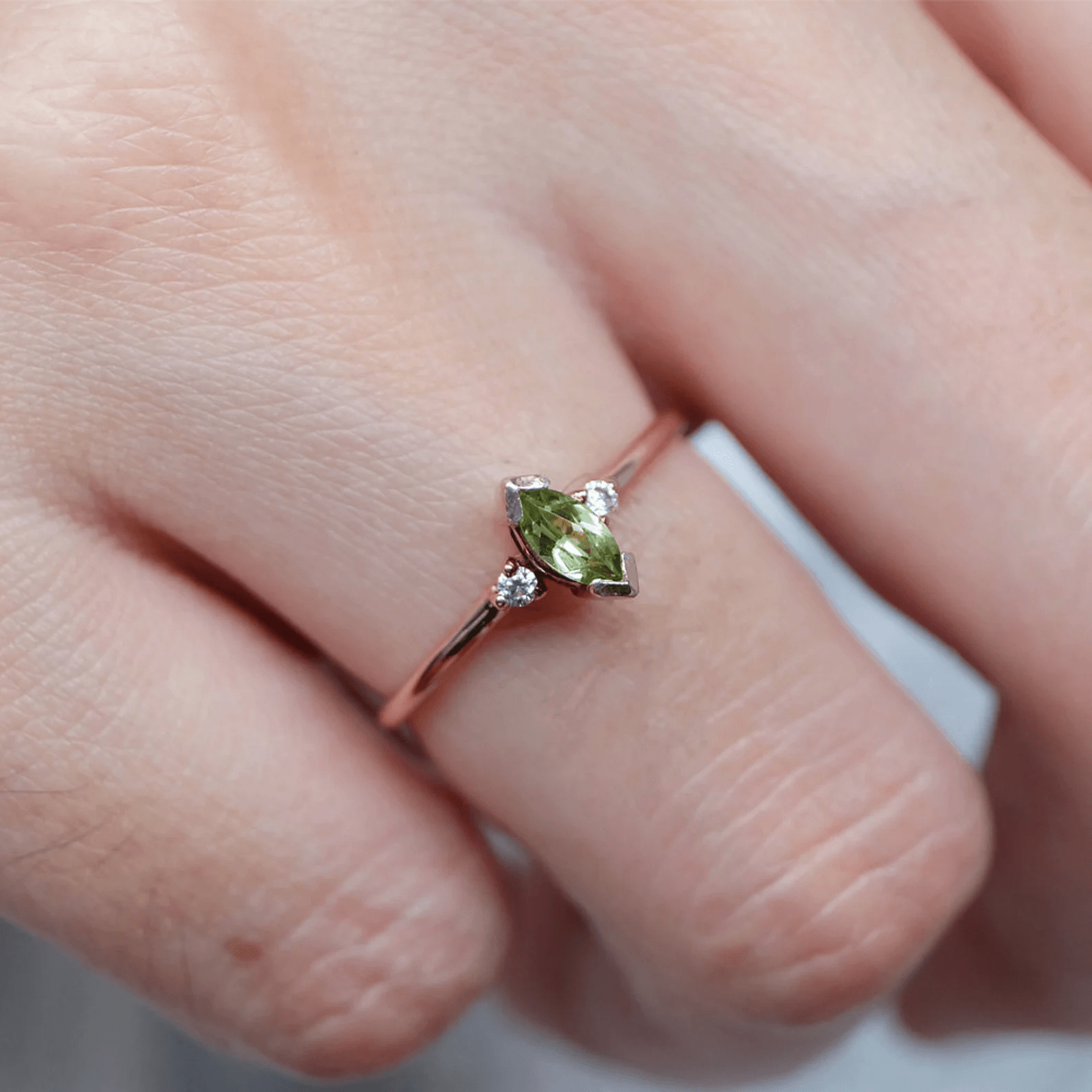 Peridot Diamond Ring Madeleine - SOVATS