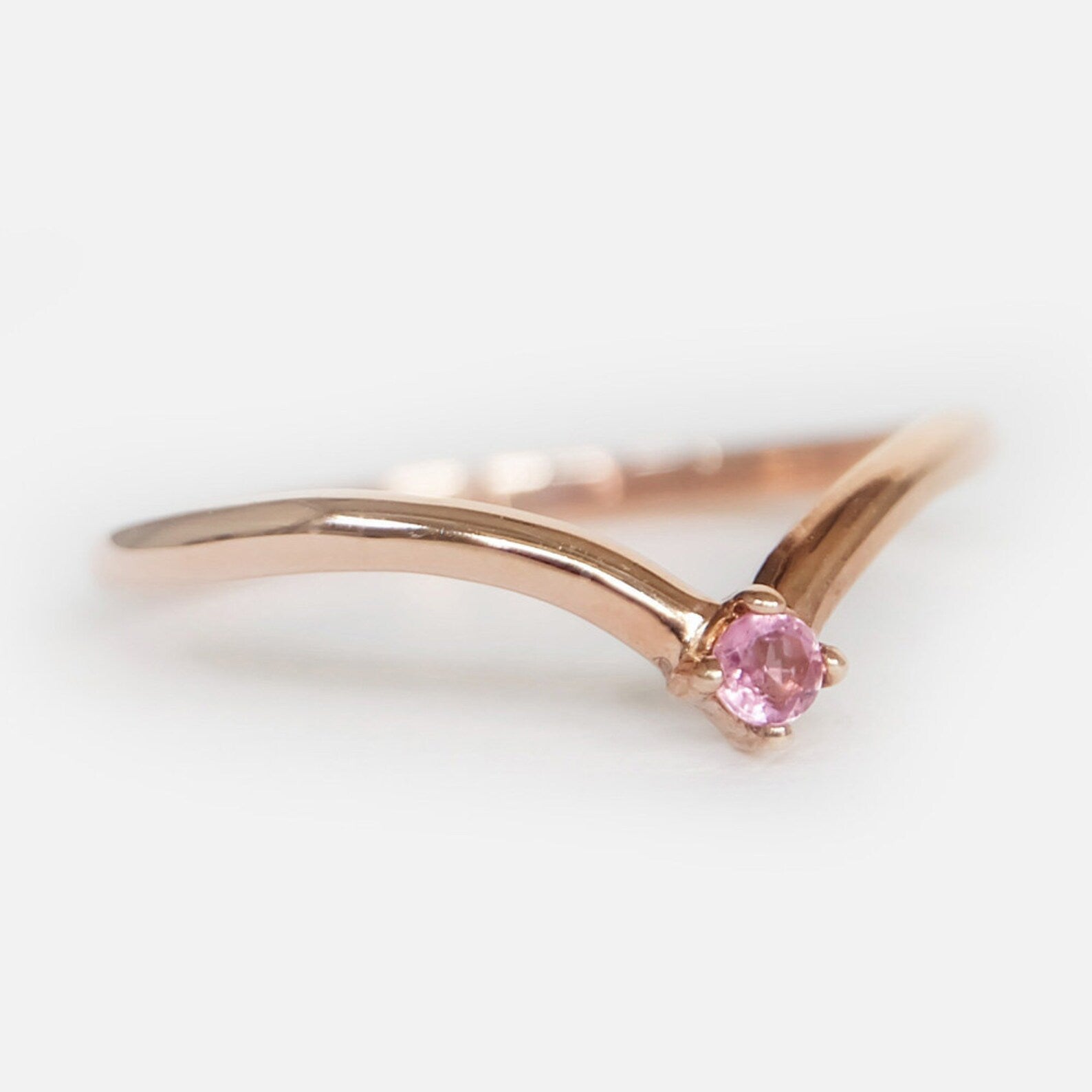 Pink Sapphire Solitaire Ring Beluna