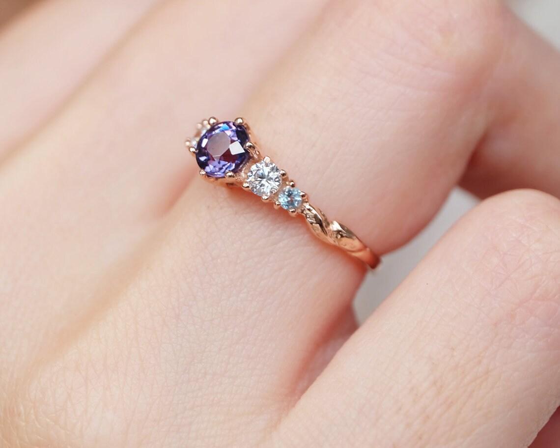 Alexandrite Engagement Ring Hyperbius - SOVATS