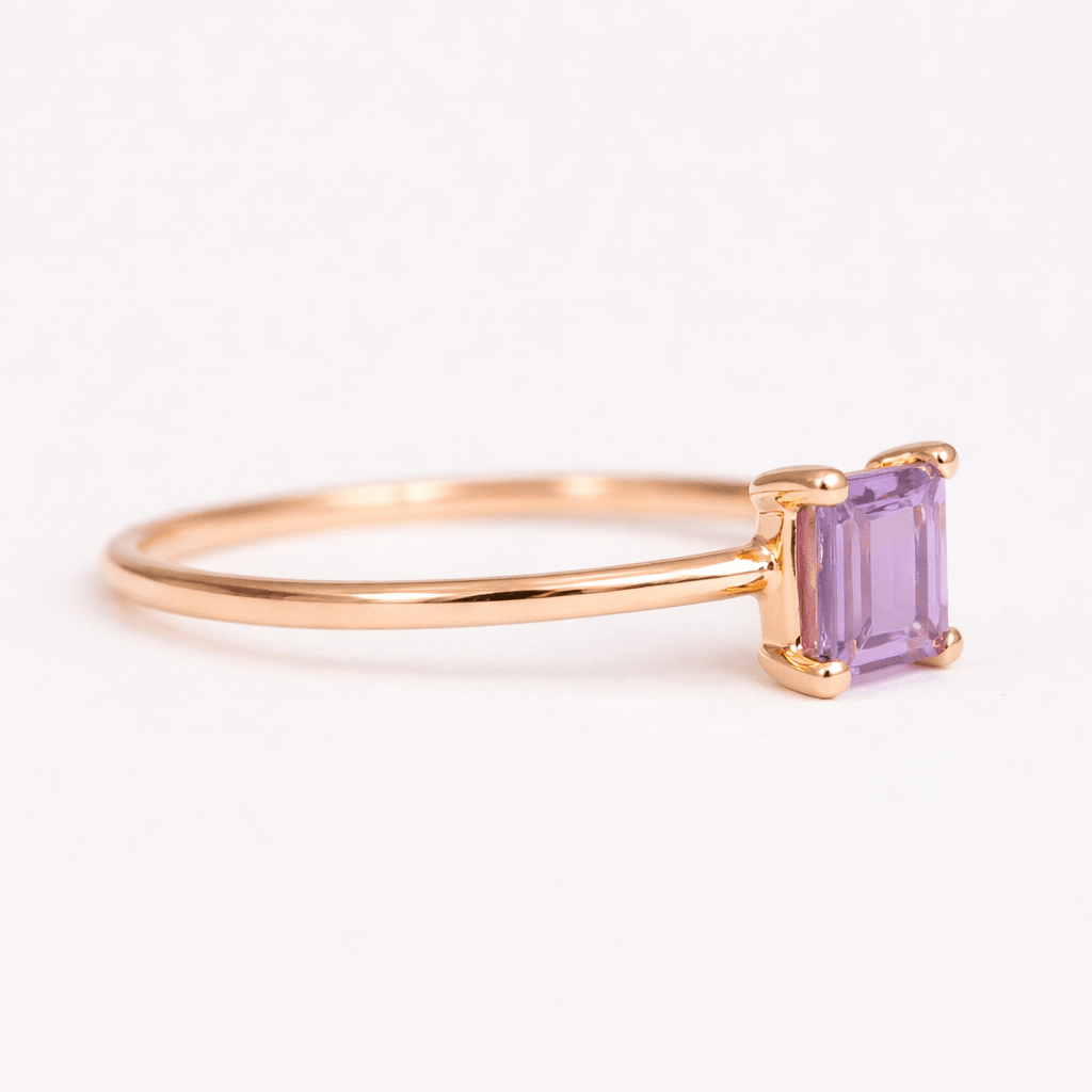 Amethyst Solitaire Gold Ring Goddric - SOVATS