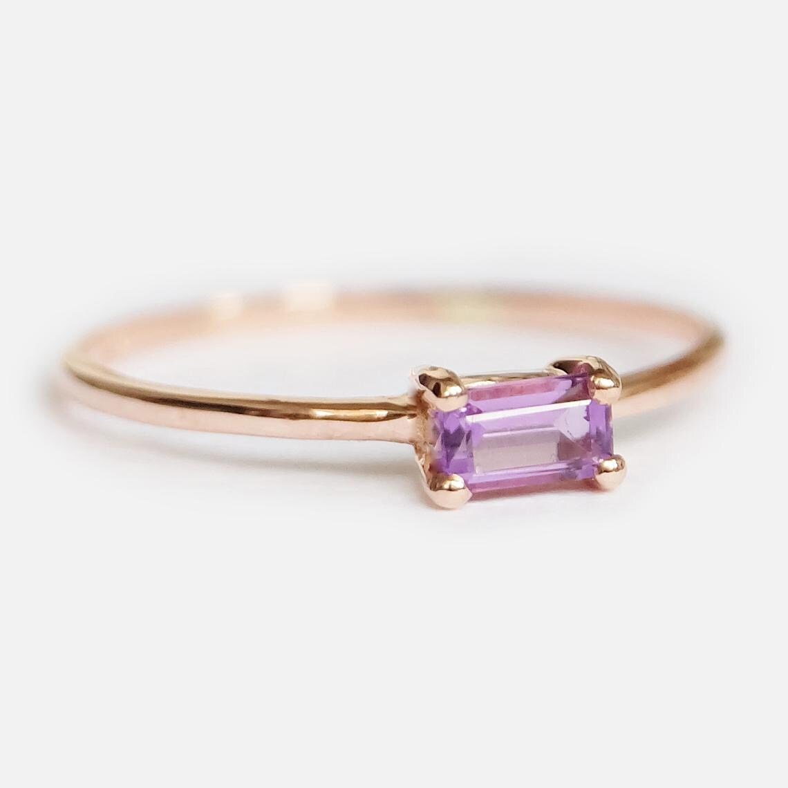 Amethyst Solitaire Ring Goddric - SOVATS