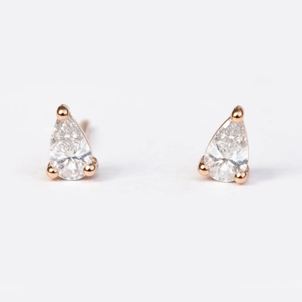 April's Birthstone Earrings Addie - SOVATS