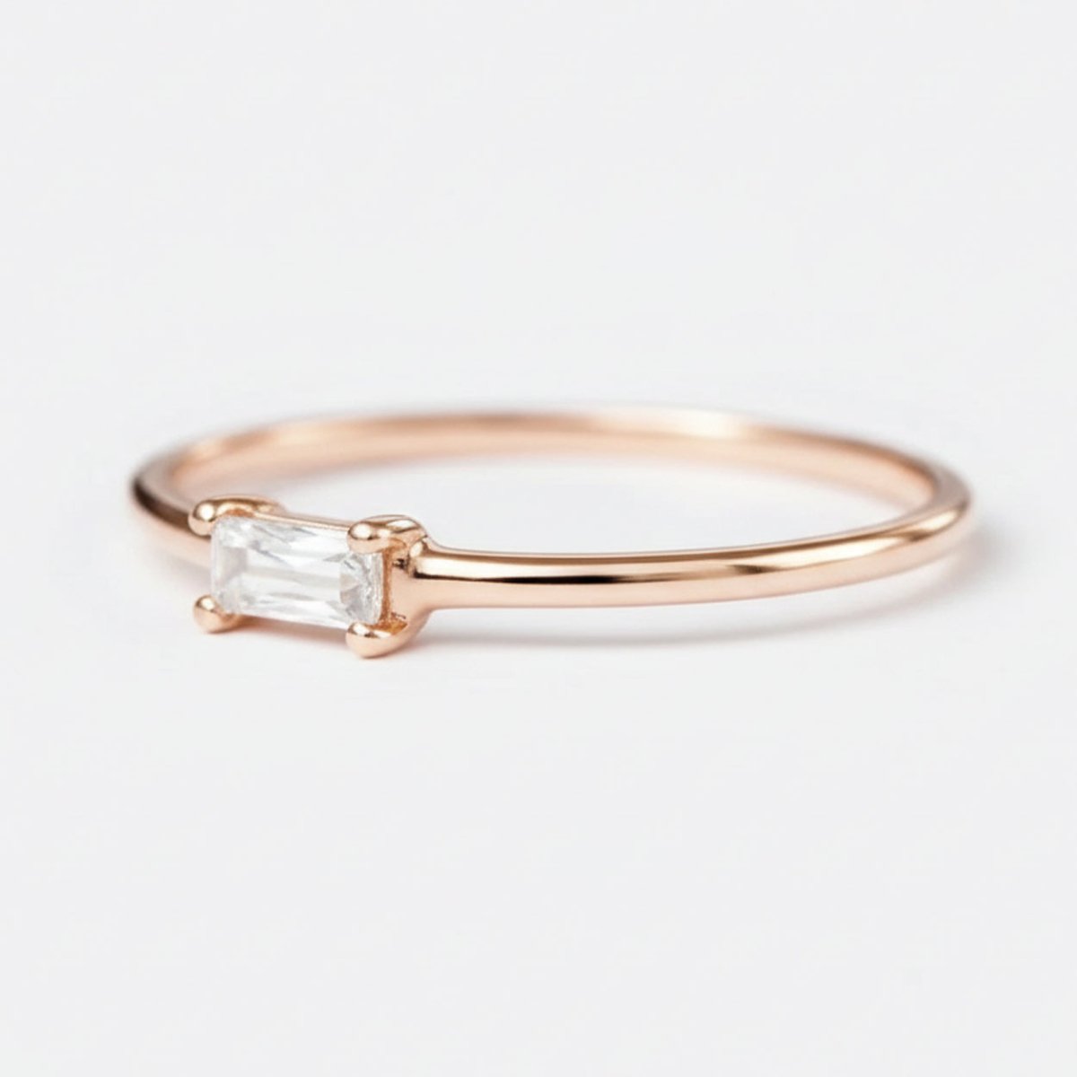 April's Birthstone Ring Luana - SOVATS
