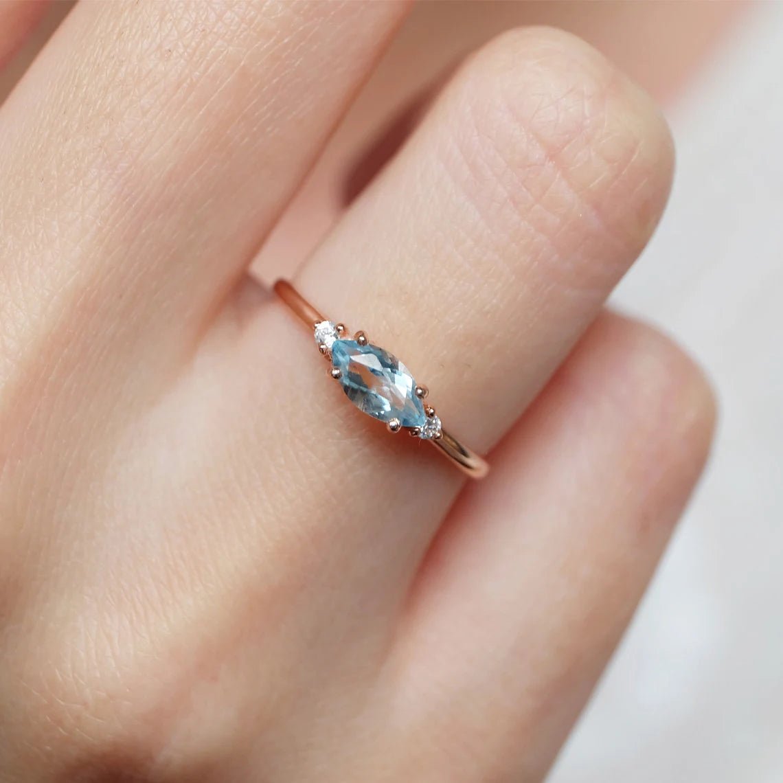 Aquamarine Diamond Ring Centaurea - SOVATS