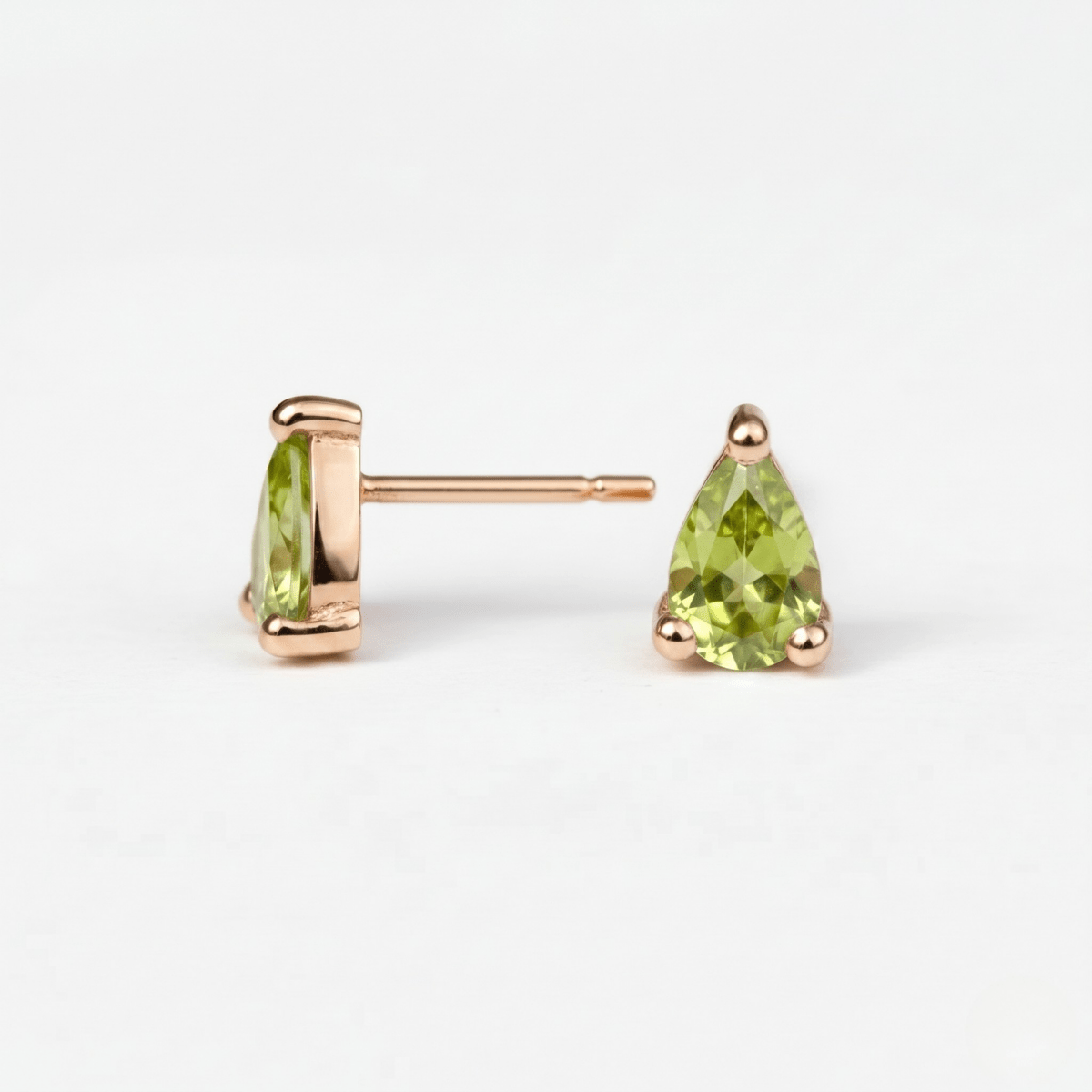 August's Birthstone Earrings Addie - SOVATS