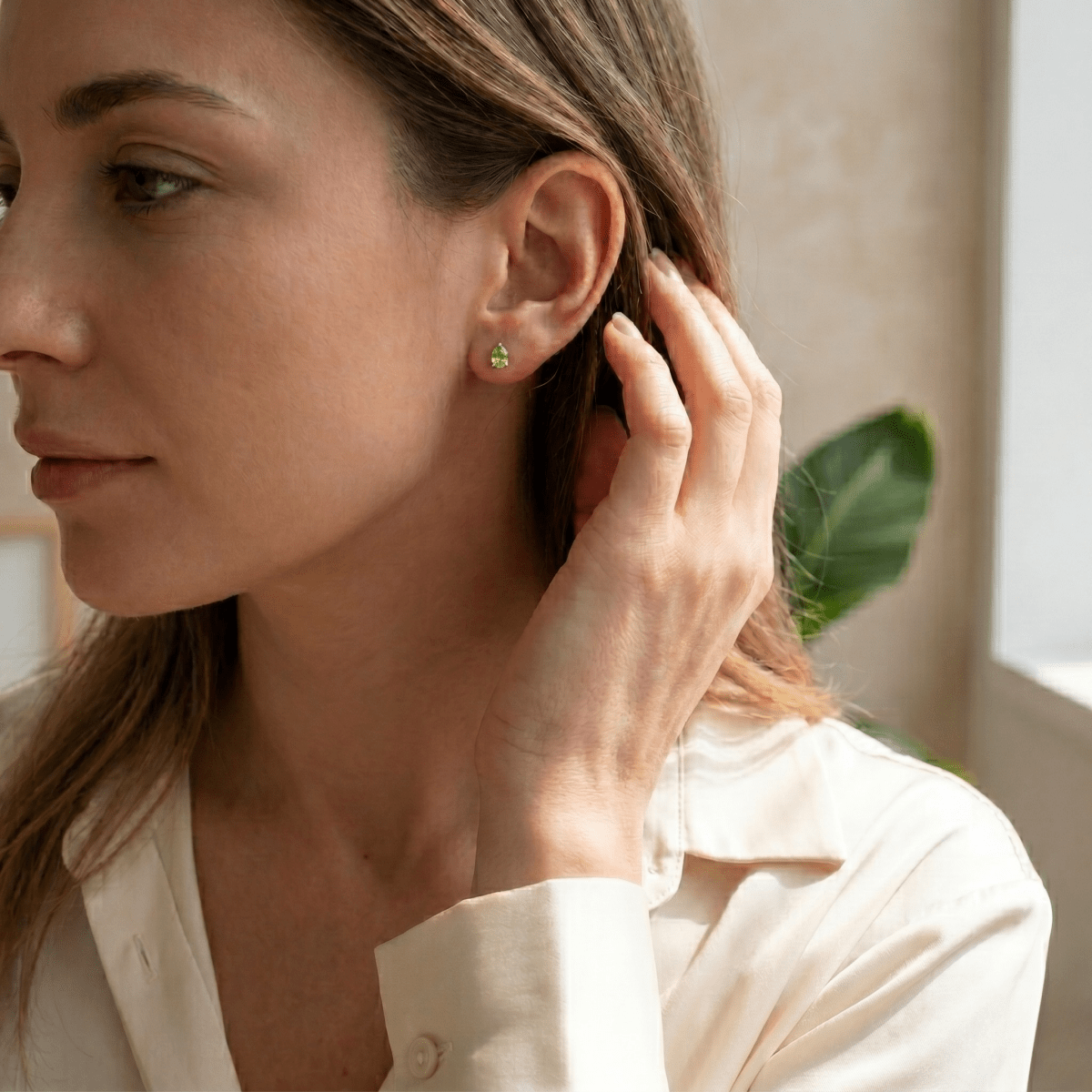 August's Birthstone Earrings Addie - SOVATS