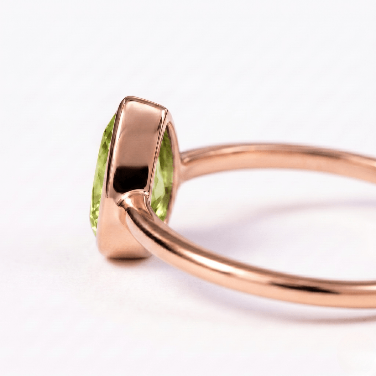 August's Birthstone Ring Bijou - SOVATS