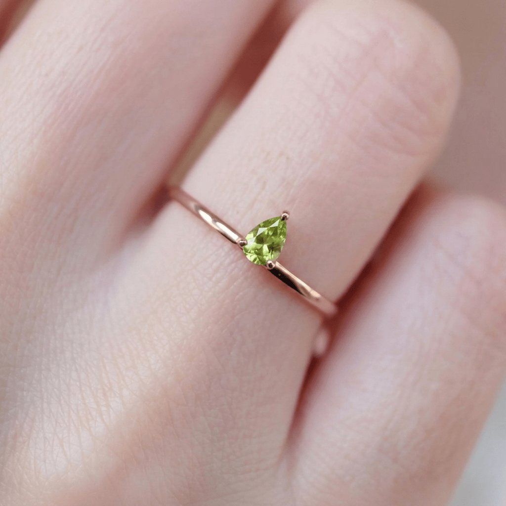 August's Birthstone Ring Nessa - SOVATS