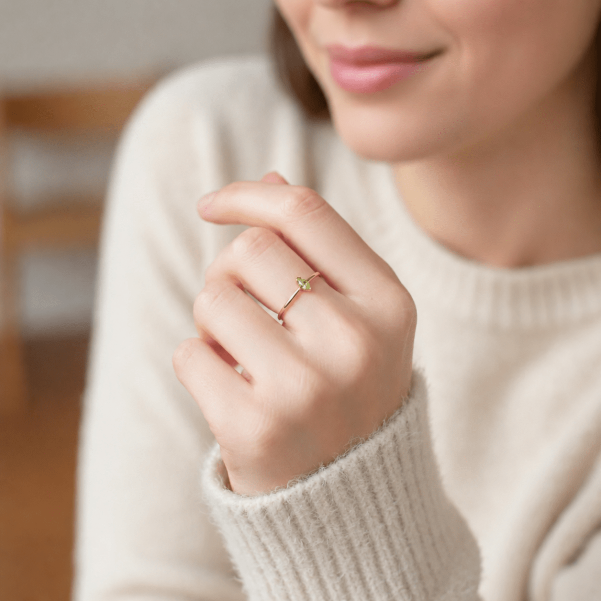 August's Birthstone Ring Sana - SOVATS