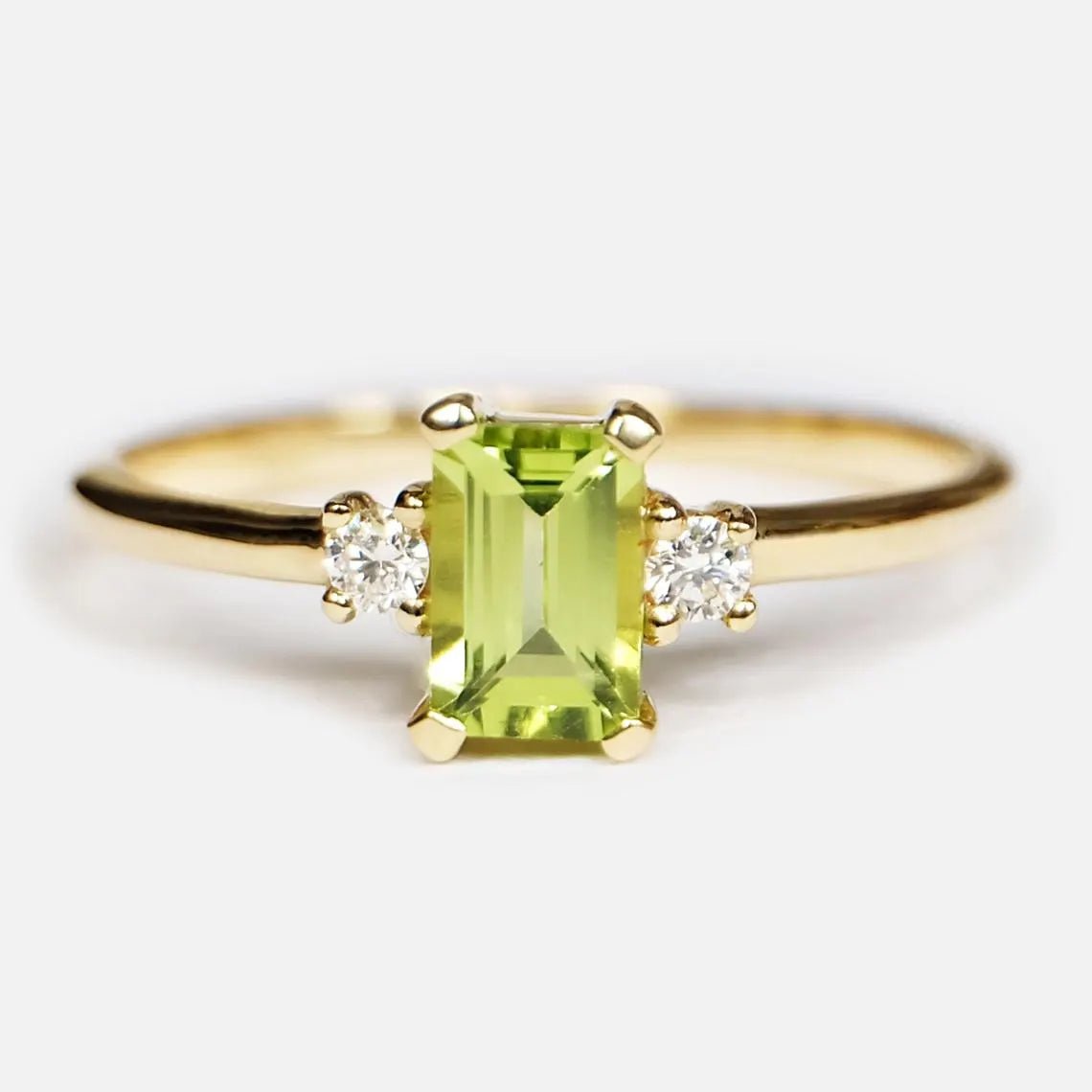 Baguette Peridot Diamond Ring Marita - SOVATS