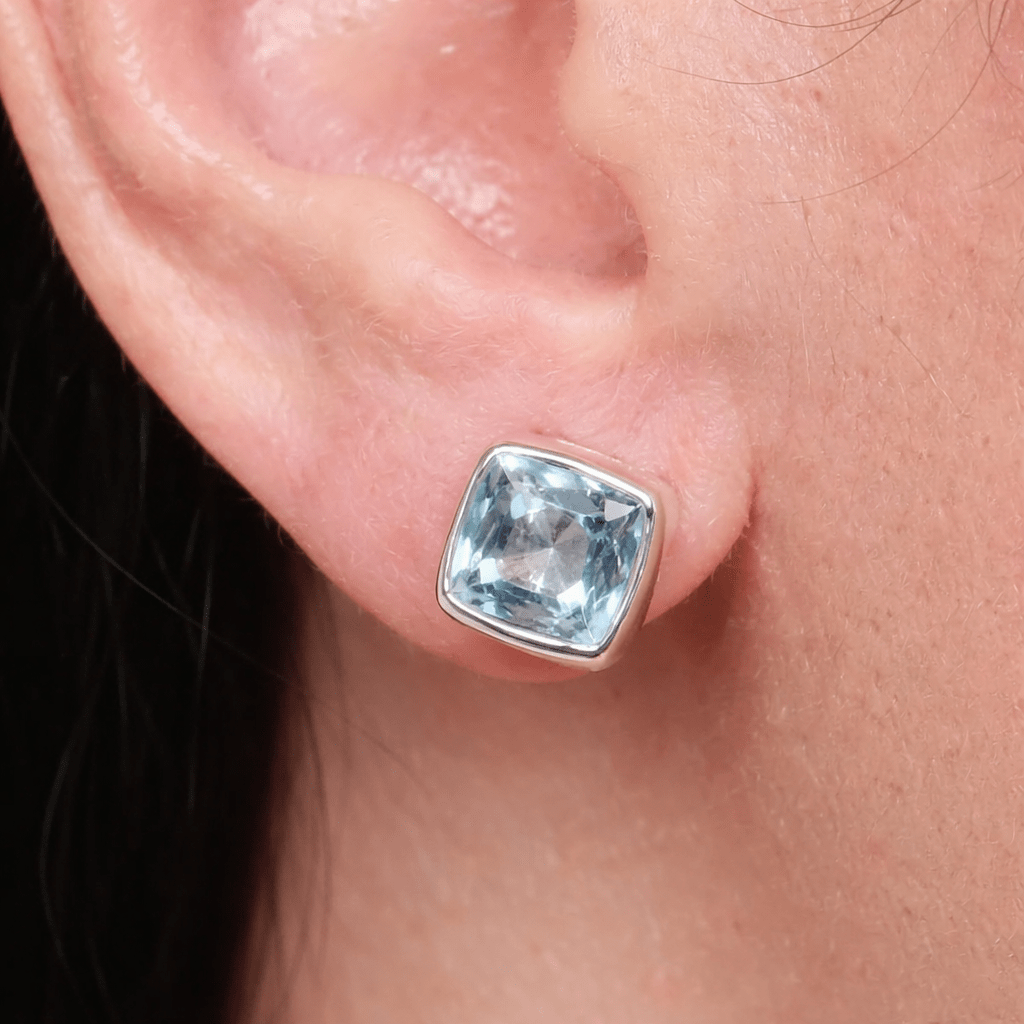 Blue Topaz Gold Earrings Nanda - SOVATS