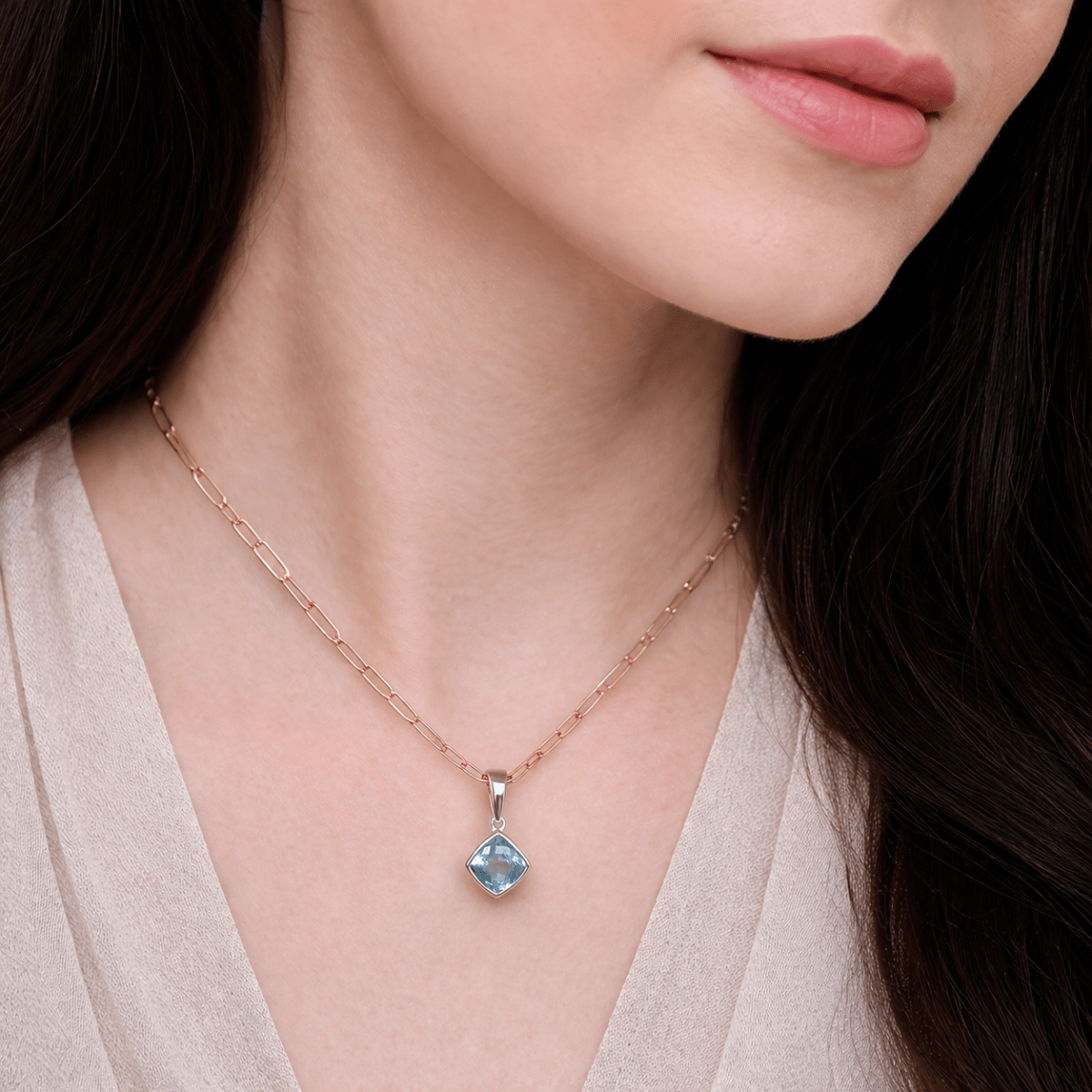 Blue Topaz Gold Pendant Nanda - SOVATS