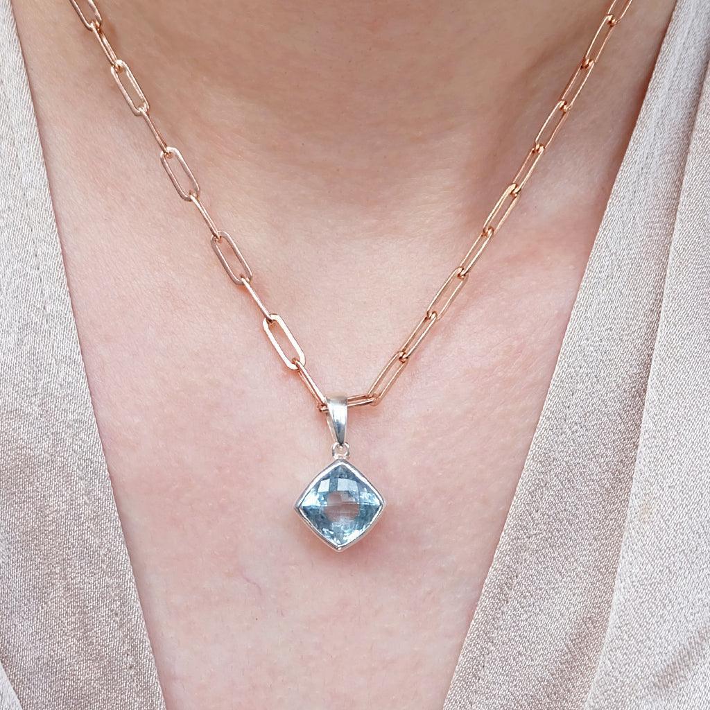 Blue Topaz Pendant Nanda - SOVATS