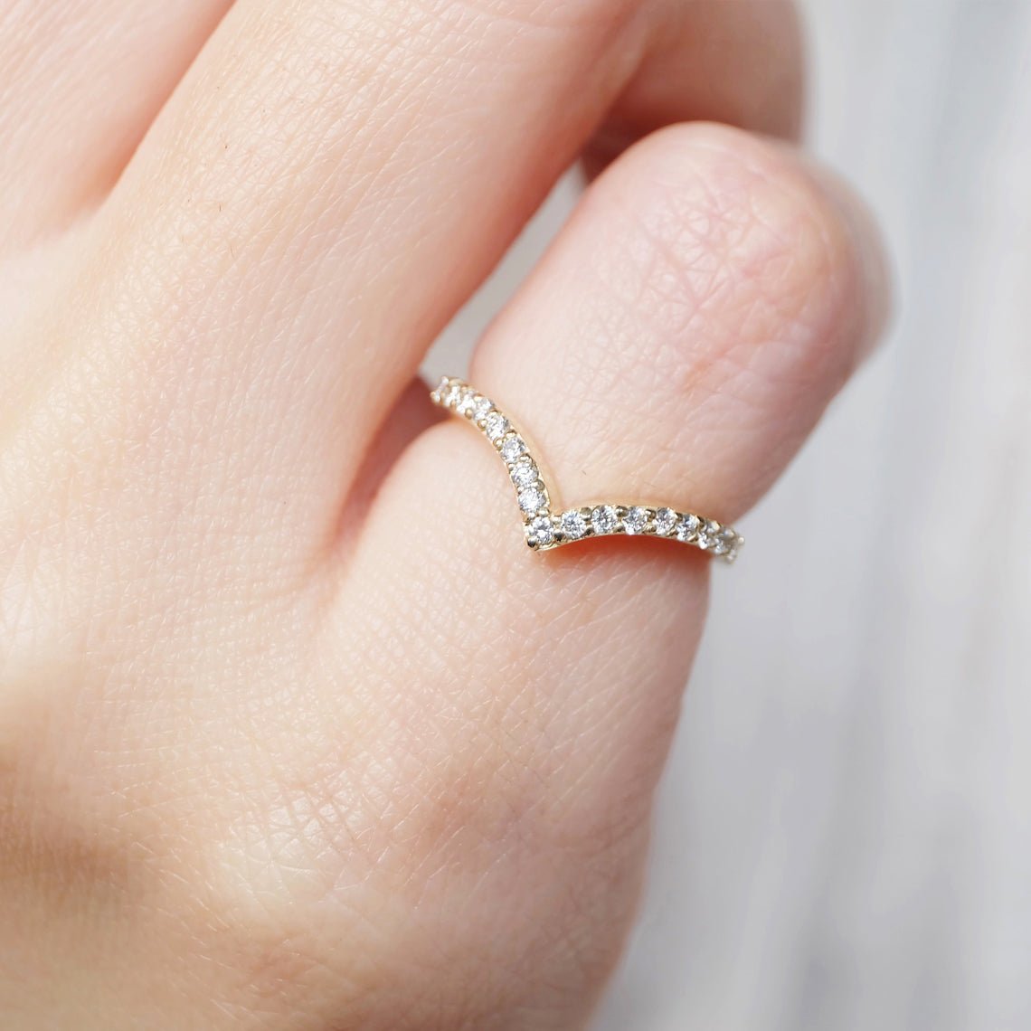 Chevron Diamond Ring Mariola - SOVATS