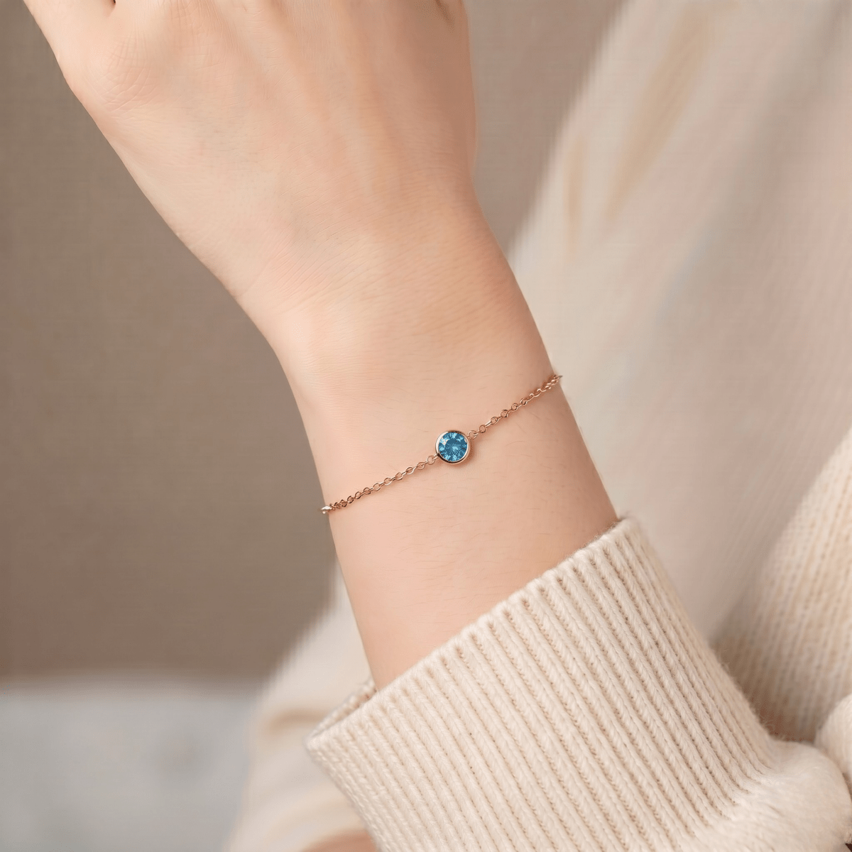 December's Birthstone Bracelet Melora - SOVATS