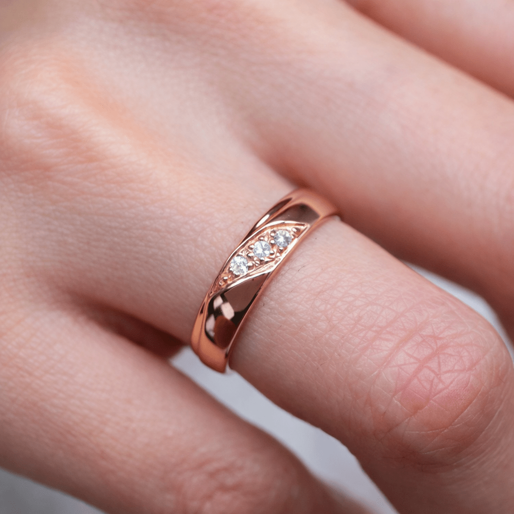 Diamond Band Ring Lia - SOVATS