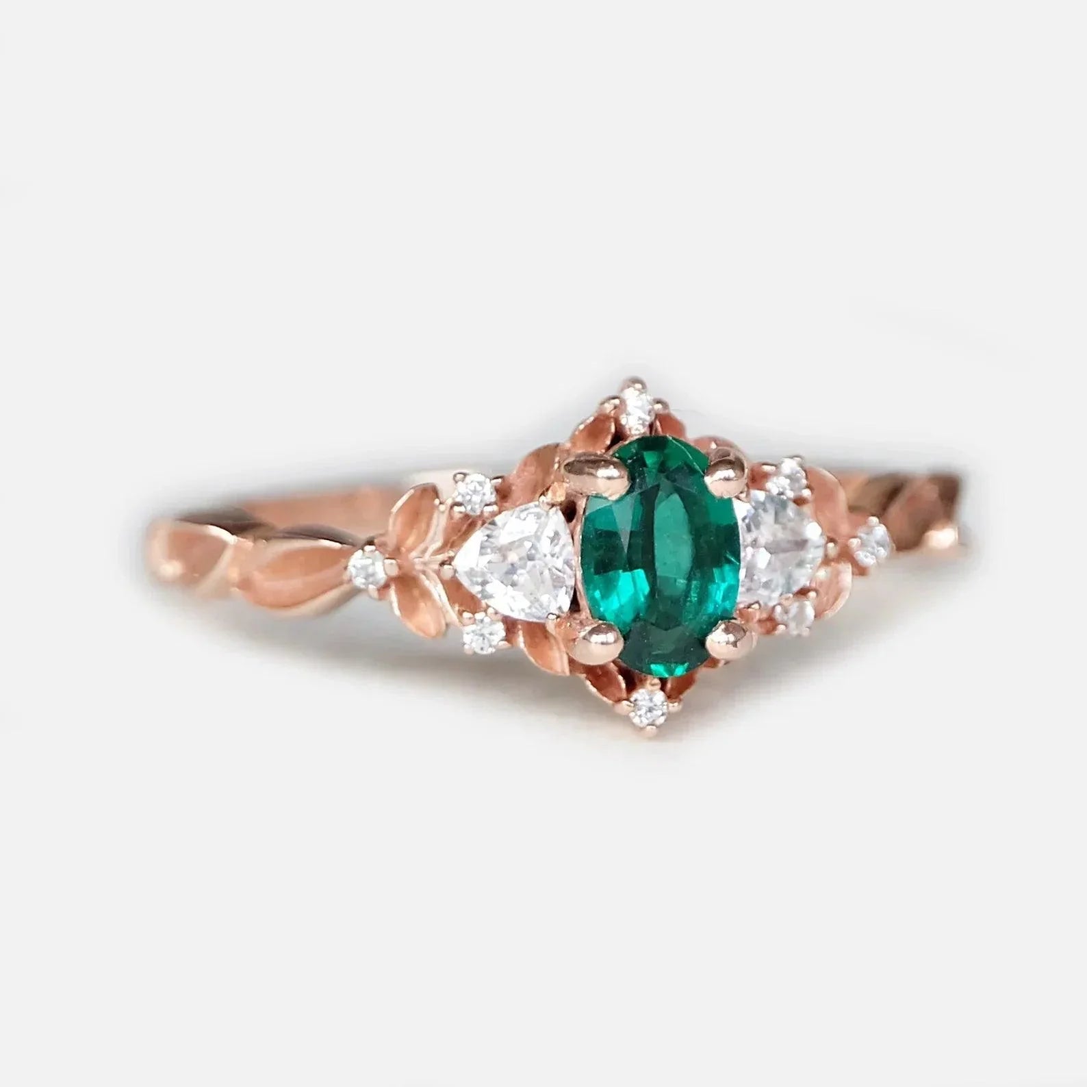 Emerald Engagement Ring Kiran - SOVATS