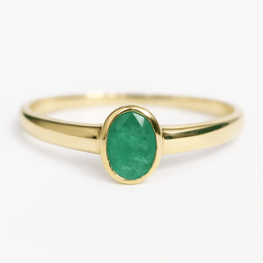 Emerald Solitaire Ring Tertu - SOVATS