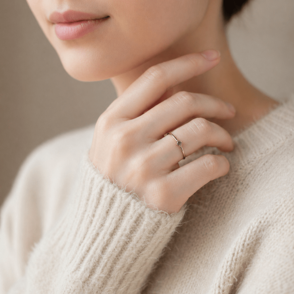 February's Birthstone Ring Leona - SOVATS