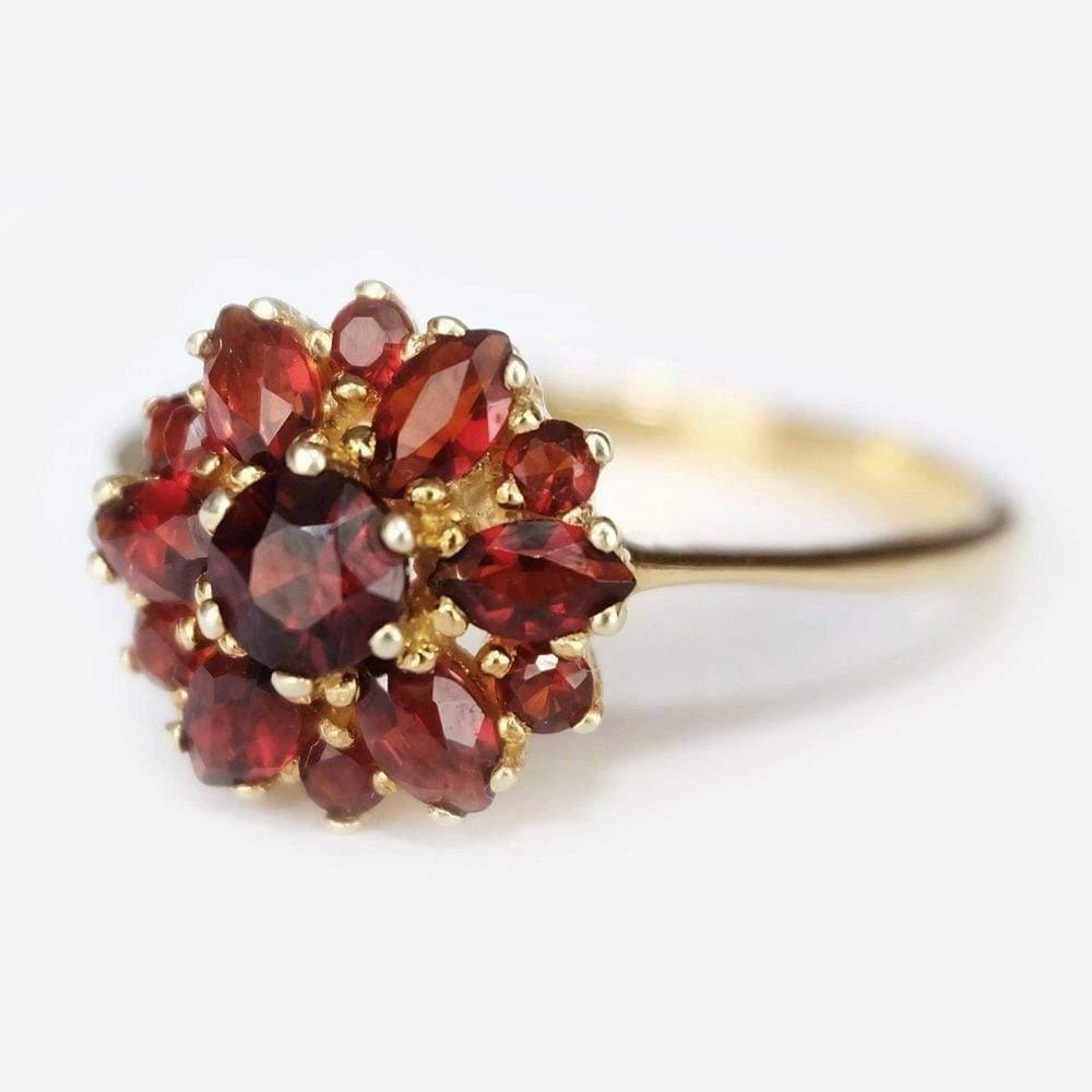 Garnet Cluster Ring Aasmaa - SOVATS