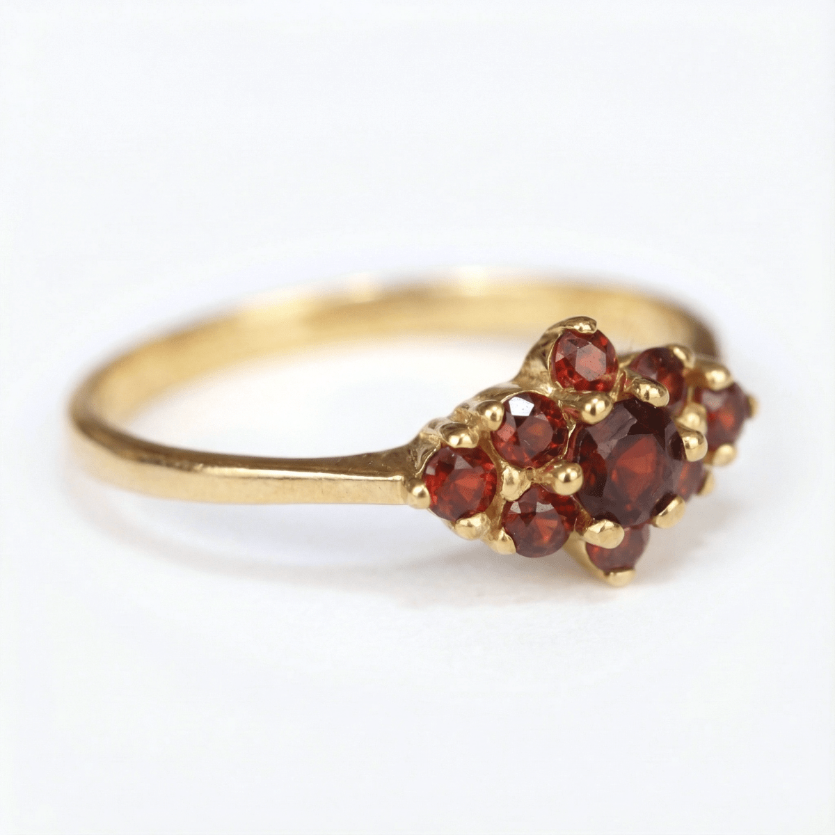 Garnet Cluster Ring Eva - SOVATS