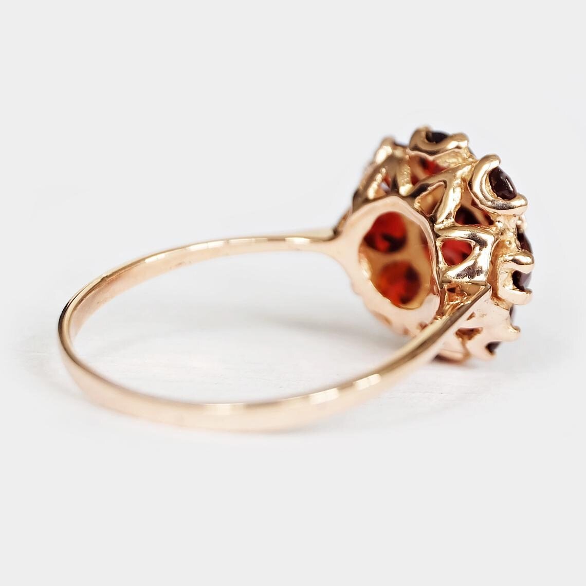 Garnet Cluster Ring Greta - SOVATS