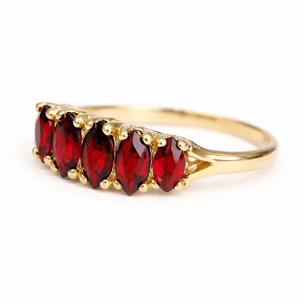 Garnet Gold Ring Saija - SOVATS