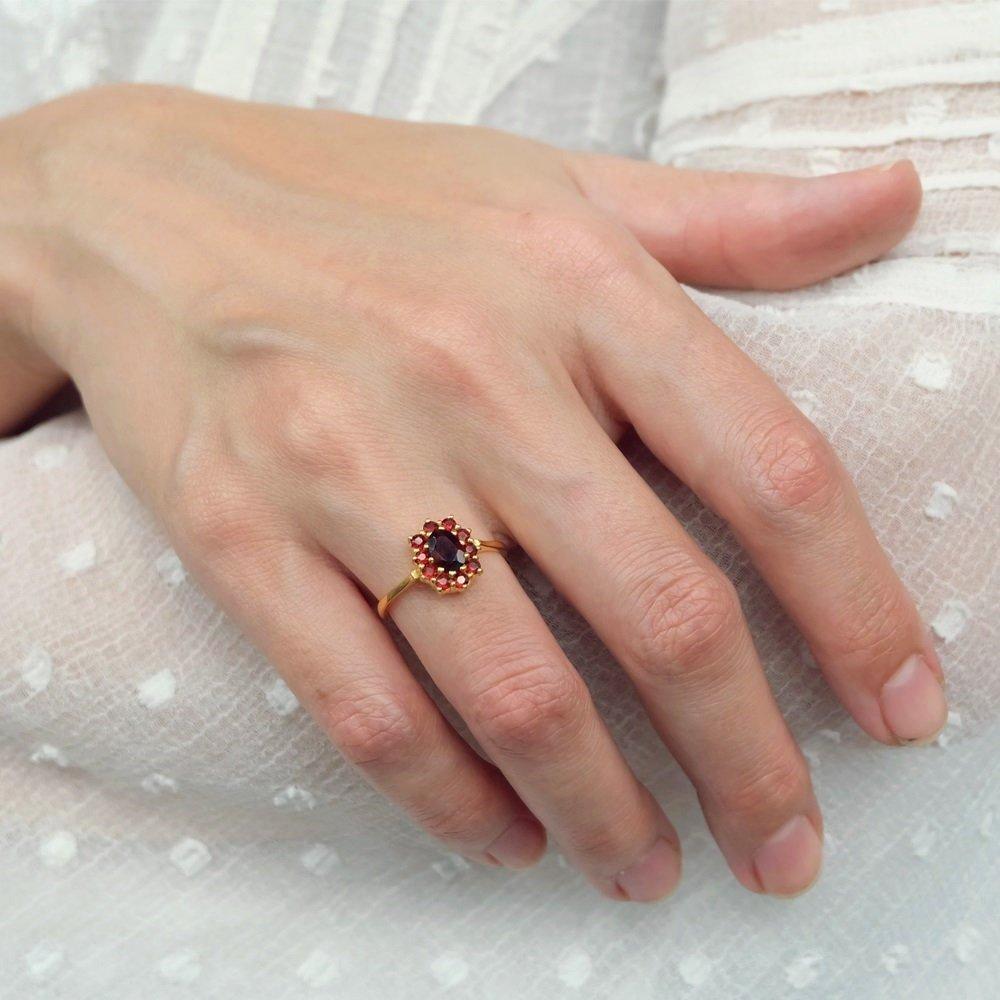 Garnet Ring Alandra - SOVATS