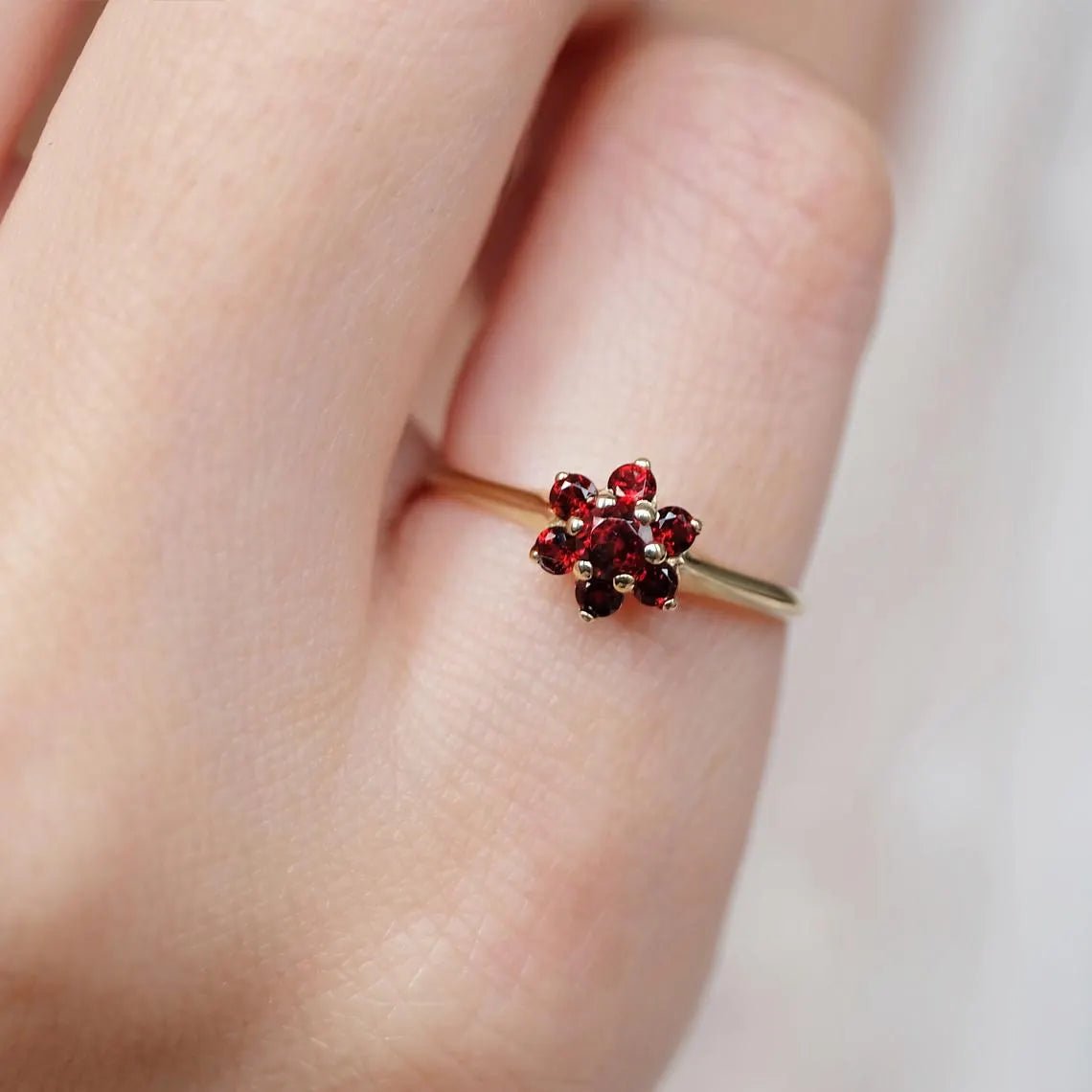 Garnet Ring Estin - SOVATS