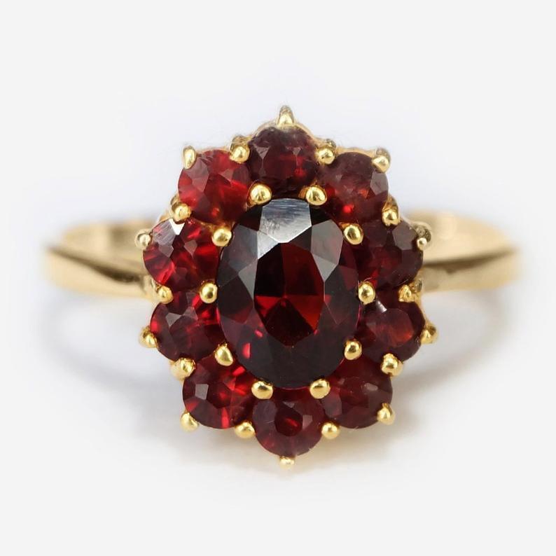 Garnet Ring Ratana - SOVATS
