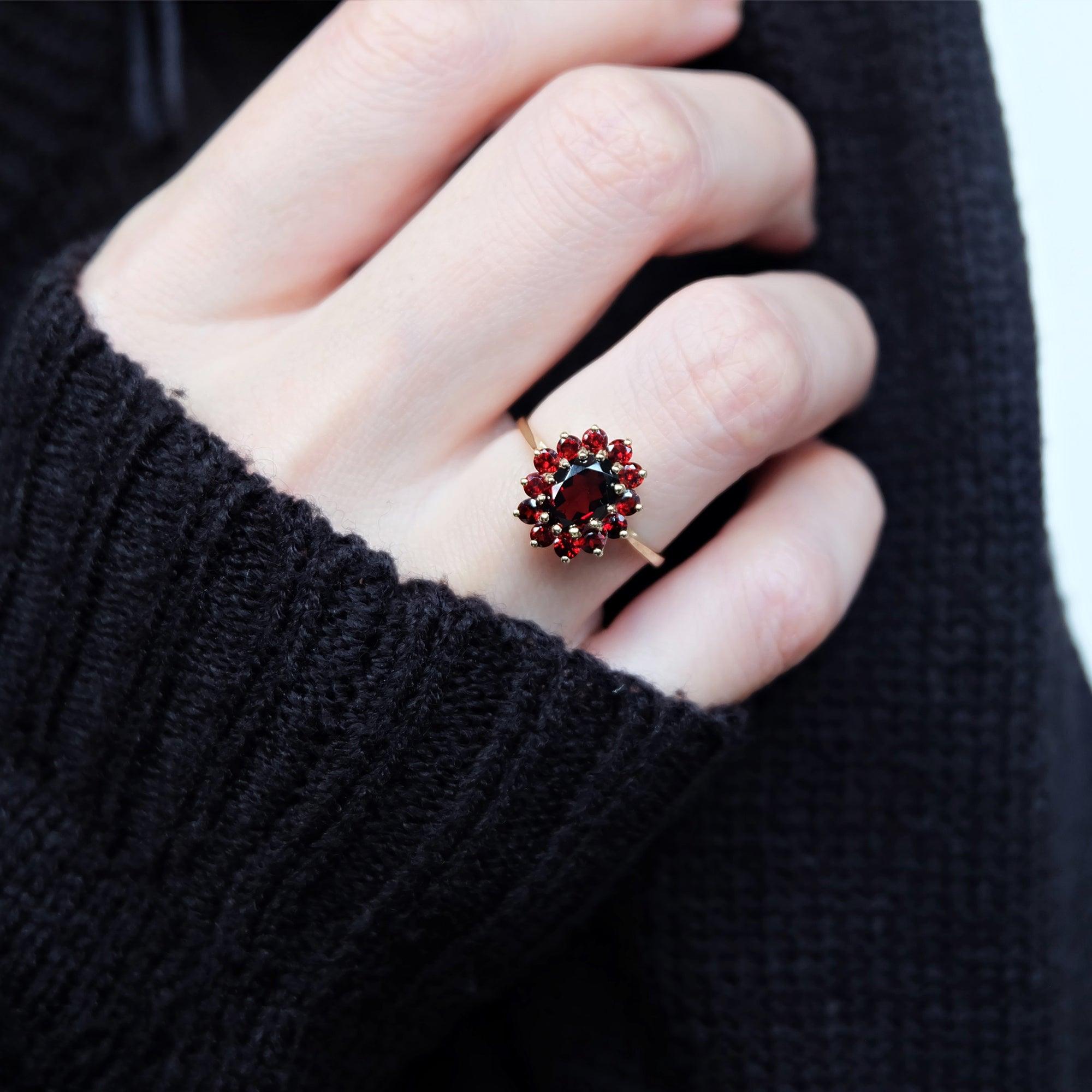 Garnet Ring Vasilia - SOVATS