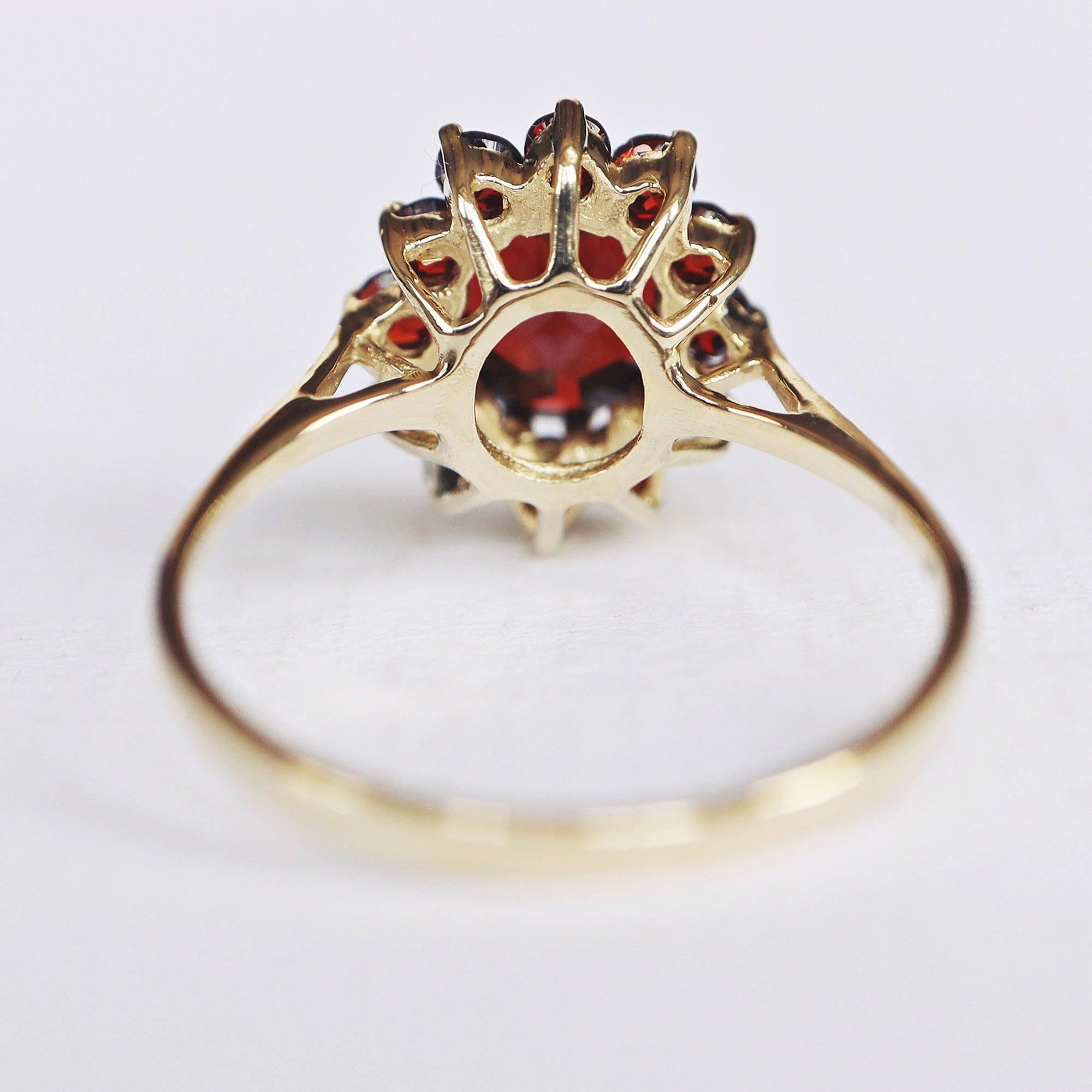 Garnet Ring Vasilia - SOVATS