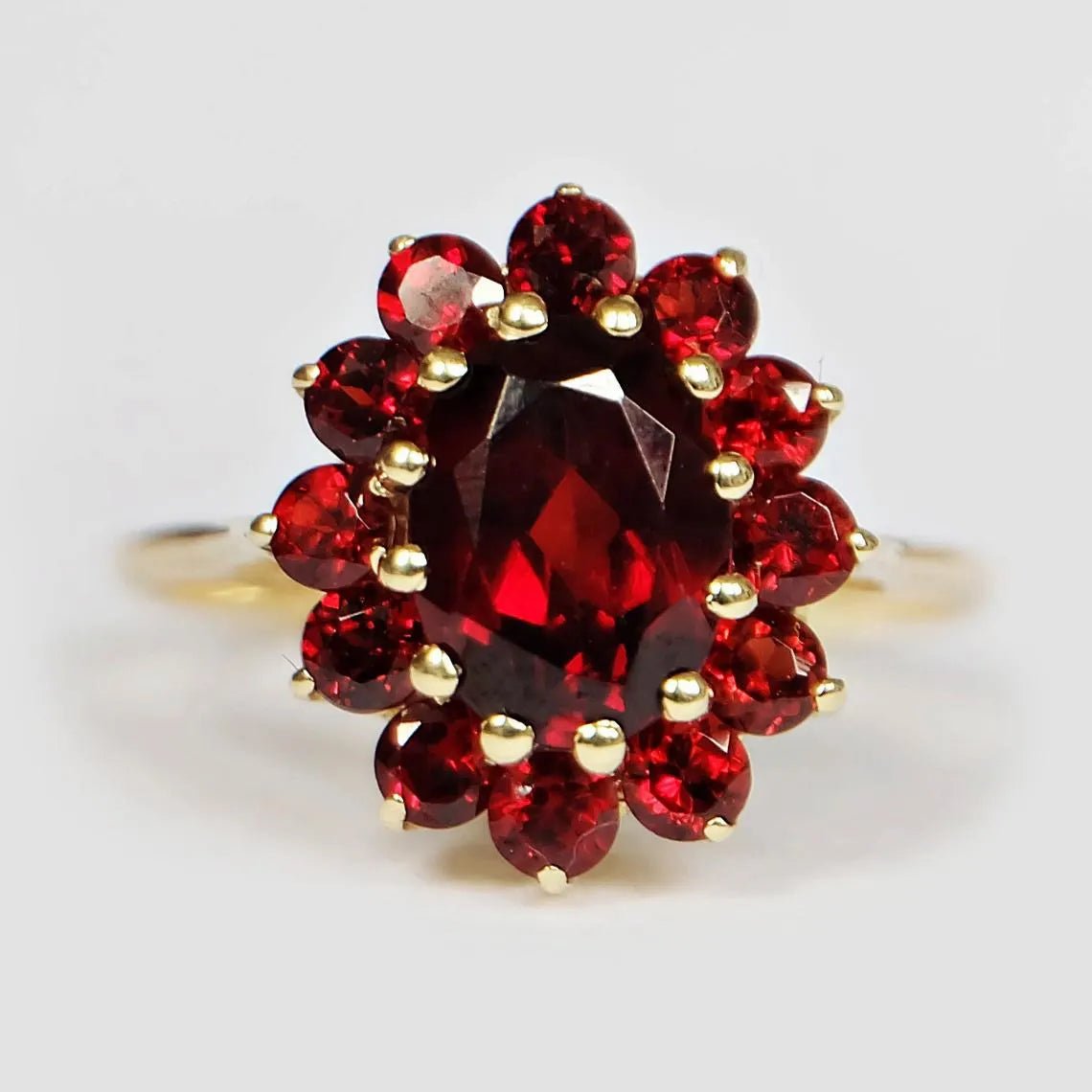 Garnet Ring Vasilia - SOVATS
