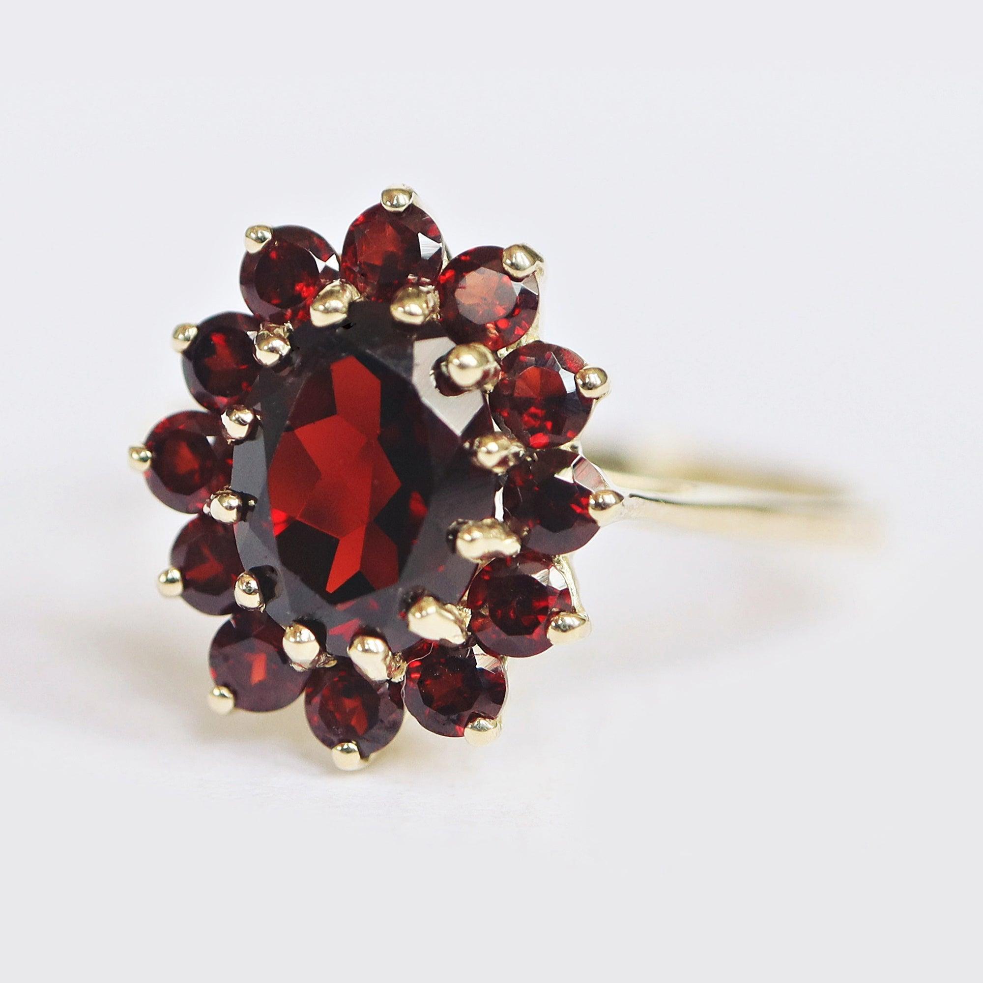 Garnet Ring Vasilia - SOVATS