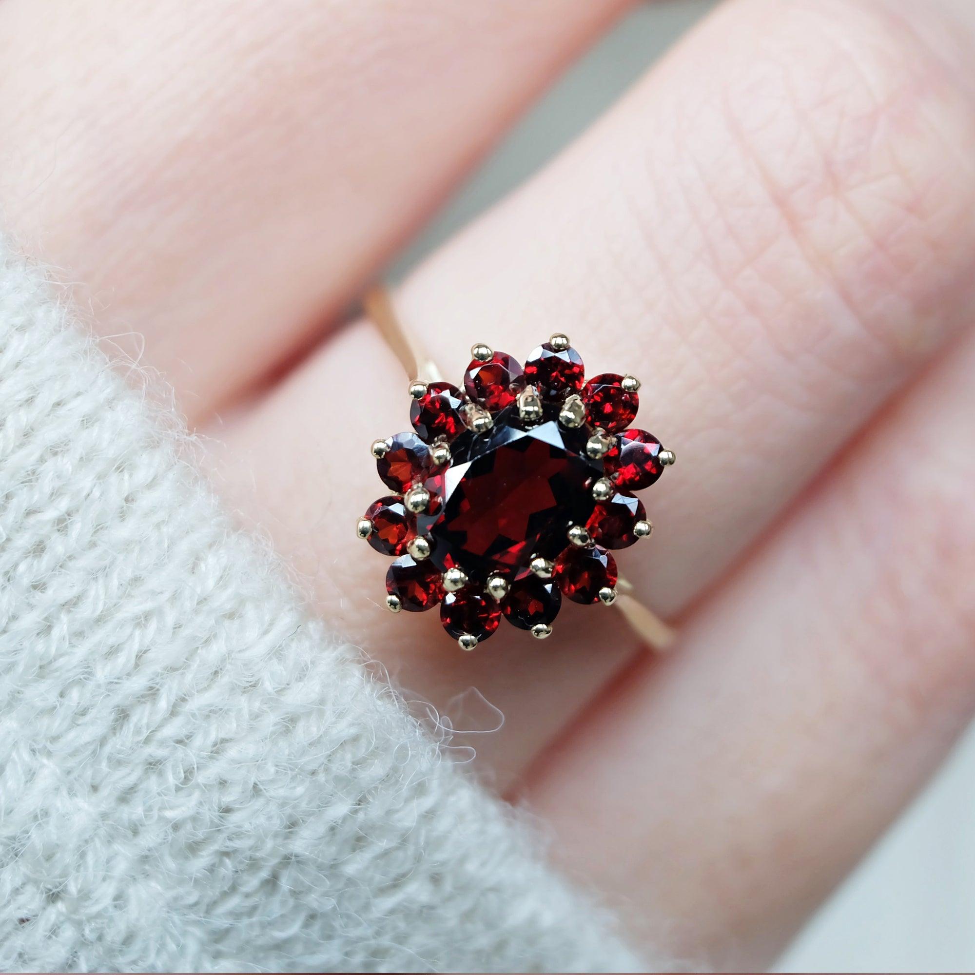 Garnet Ring Vasilia - SOVATS