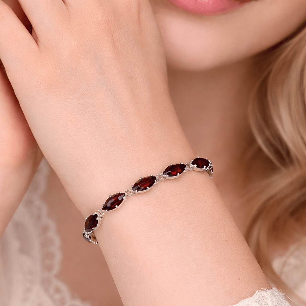 Gift Garnet Gold Bracelet Katina - SOVATS
