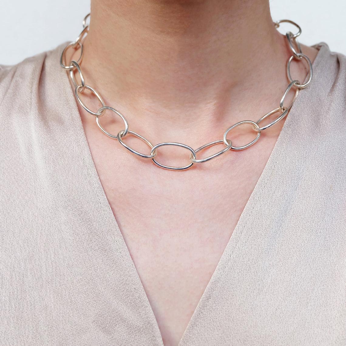 Gift Large Oval Link Necklace Parisa - SOVATS