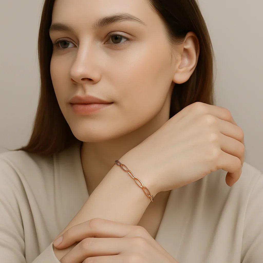 Gift Petite Paperclip Bracelet Valerie - SOVATS