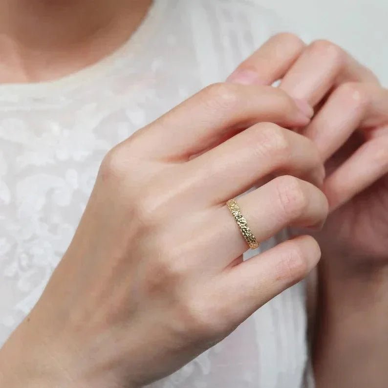 Hammered Diamond Band Ring Augie - SOVATS
