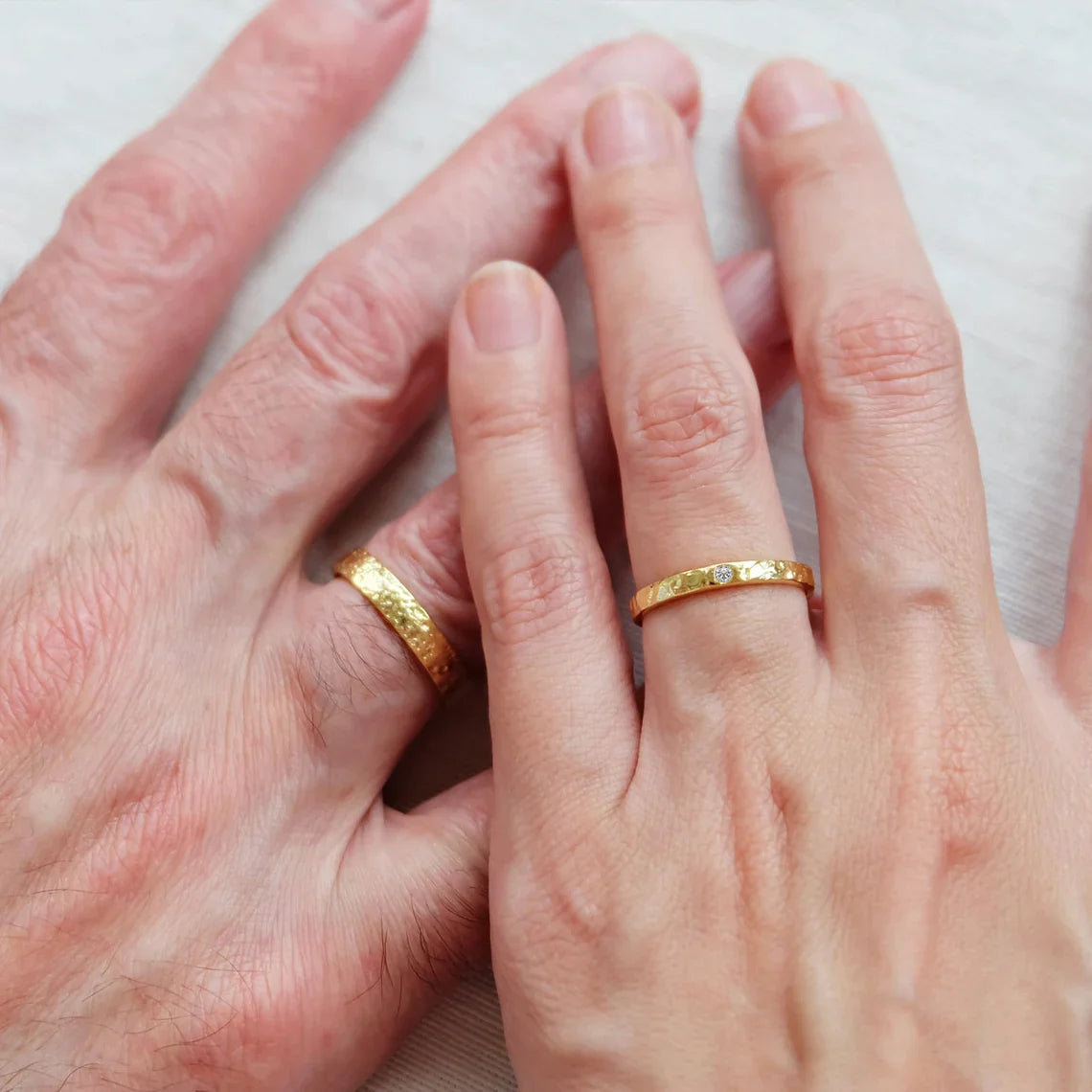 Textured Wedding Ring Set Devi - SOVATS