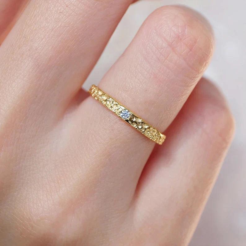 Hammered Diamond Band Ring Esther - SOVATS