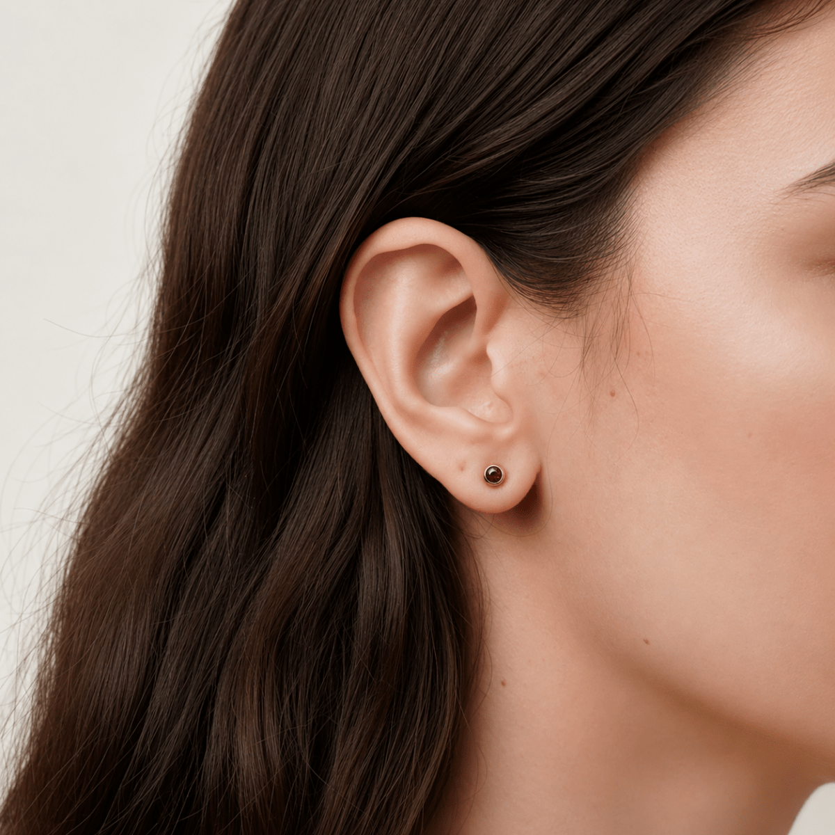 January's Birthstone Earrings Edda - SOVATS