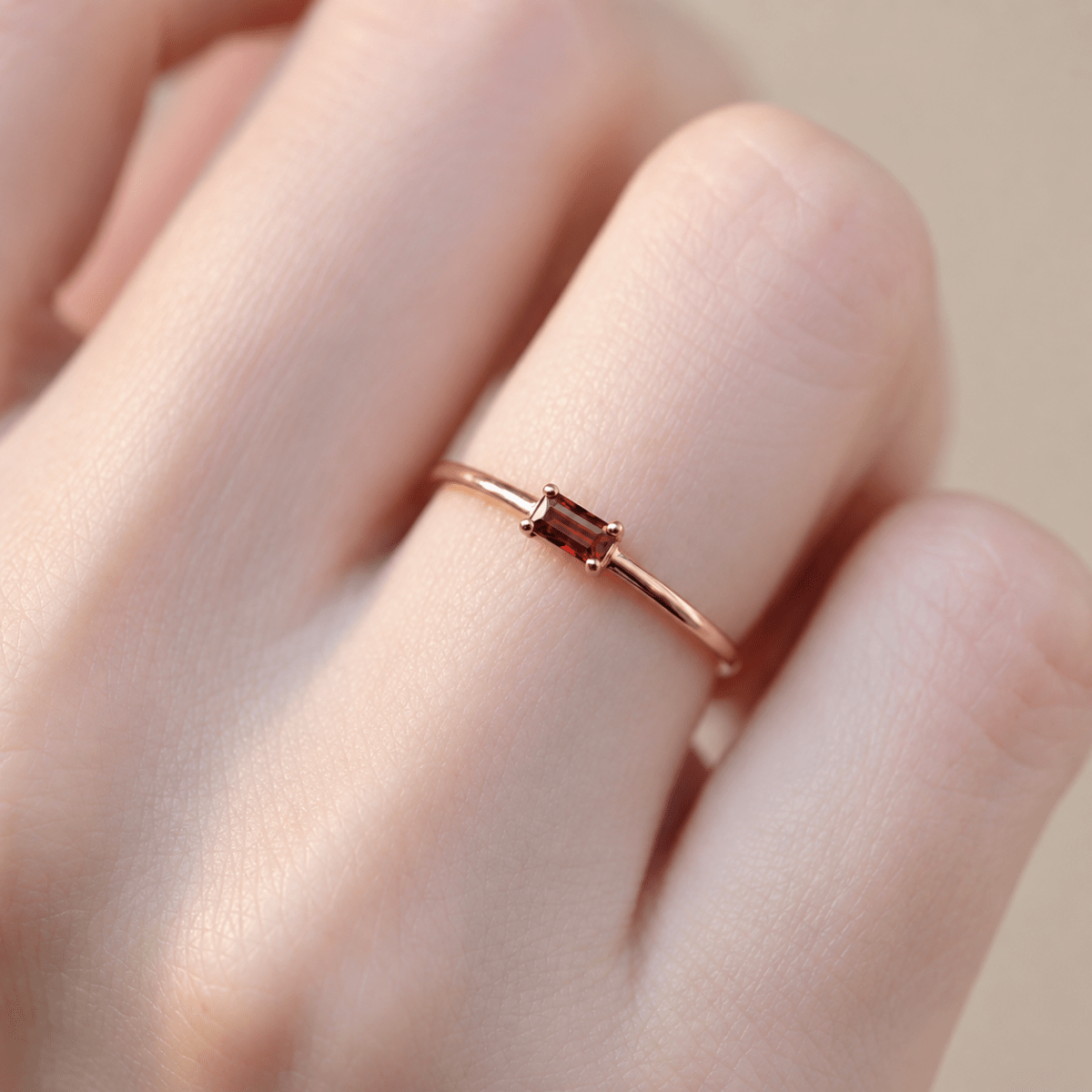 January's Birthstone Ring Luana - SOVATS