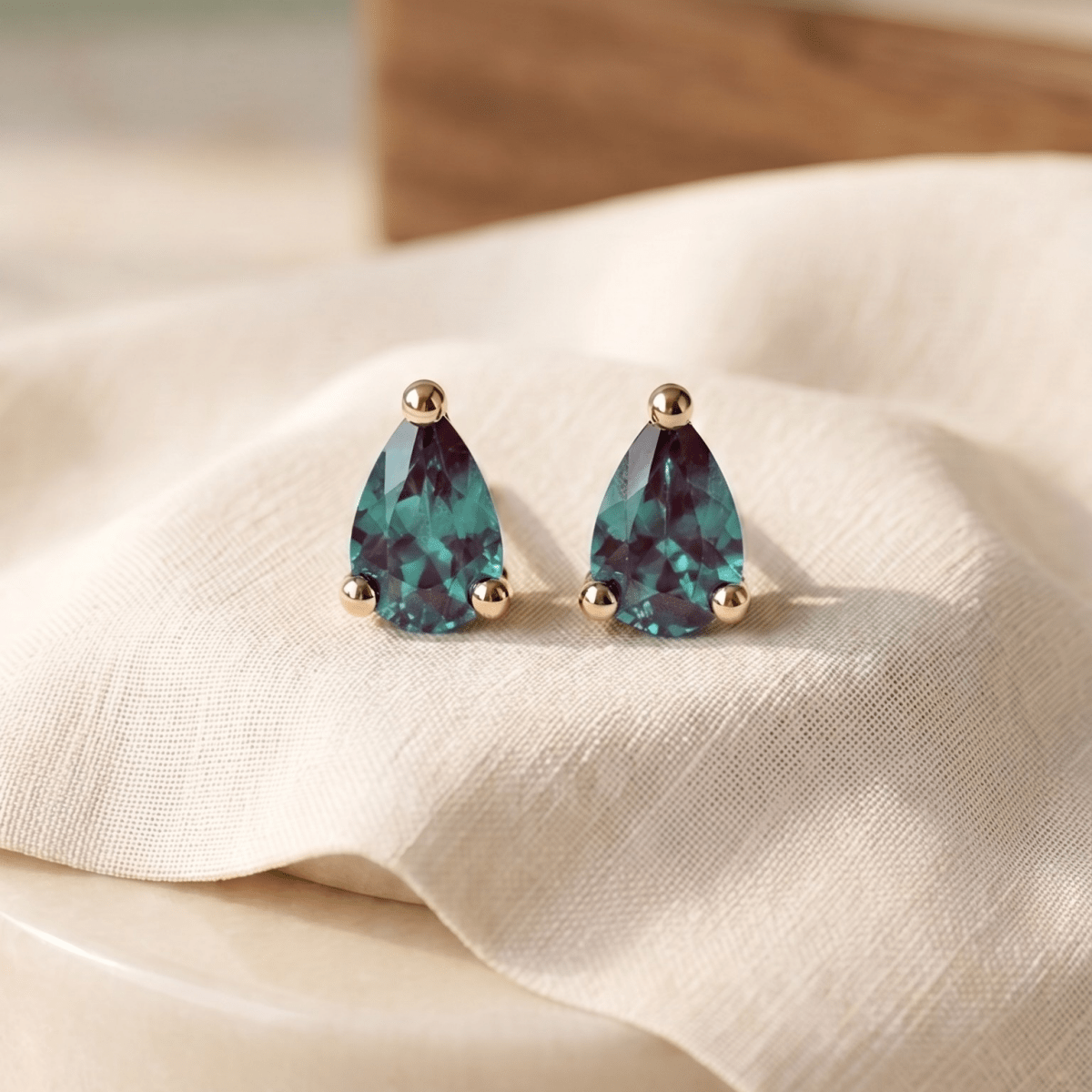 June's Birthstone Earrings Addie - SOVATS