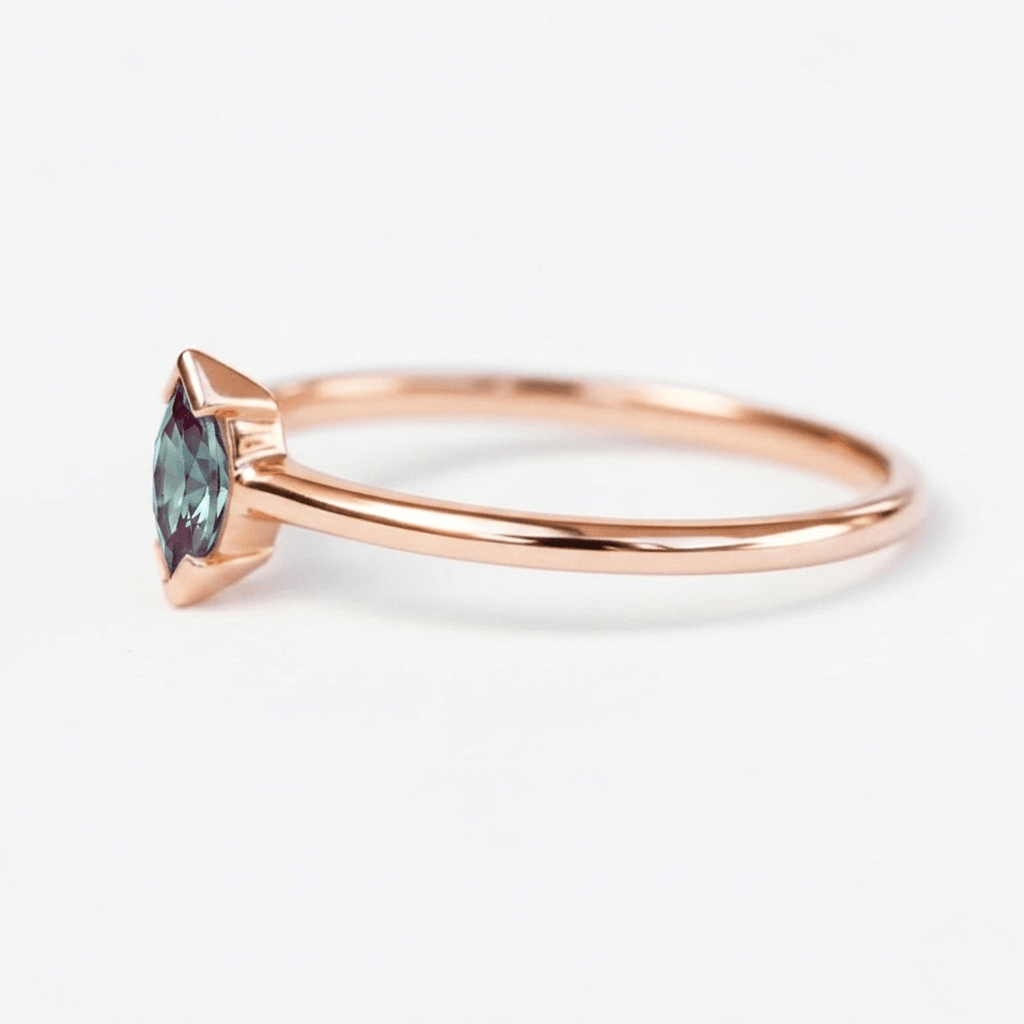June's Birthstone Ring Sana - SOVATS